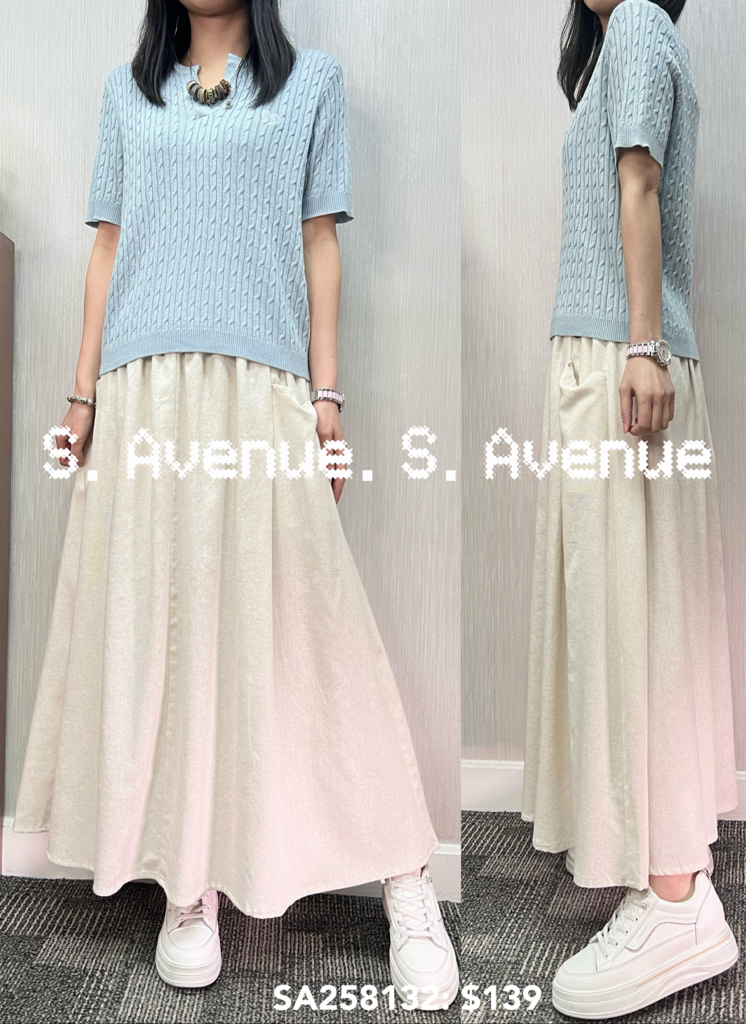 SA258132: 短袖V領繡心心鈕紋線top