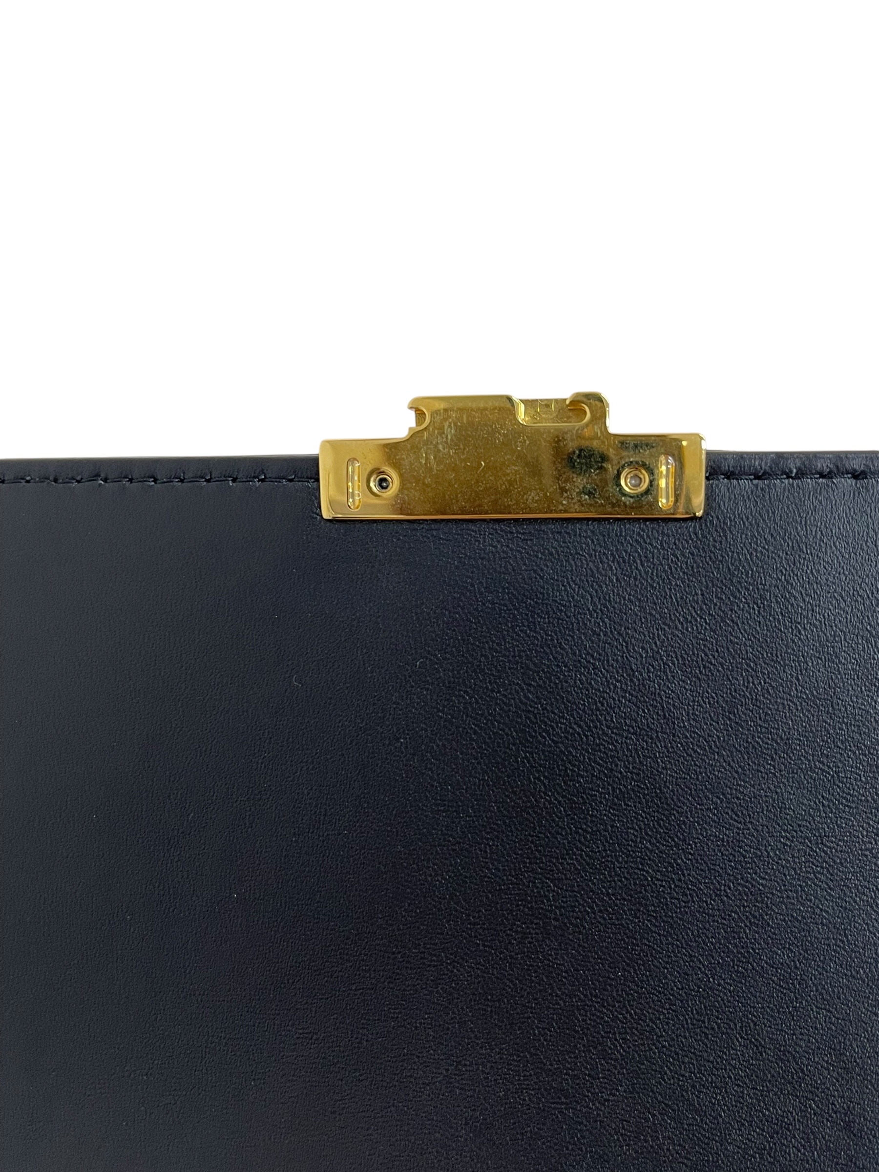 Unused item Dior Angle / Product Code: 070104