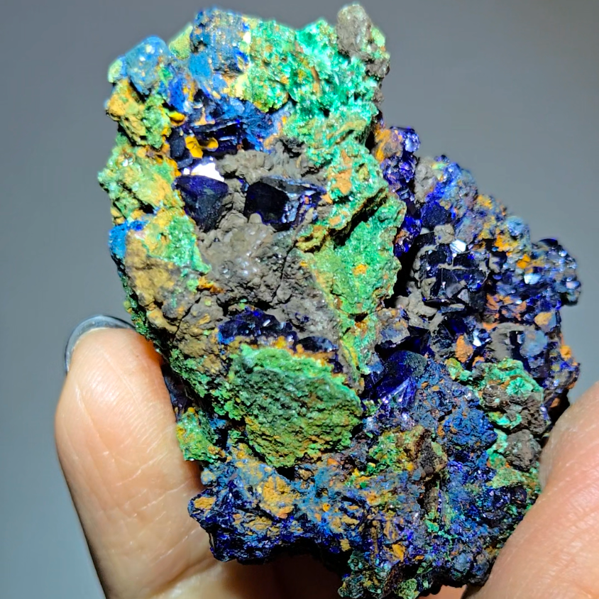 Rare cubic azurite specimen - AZ23