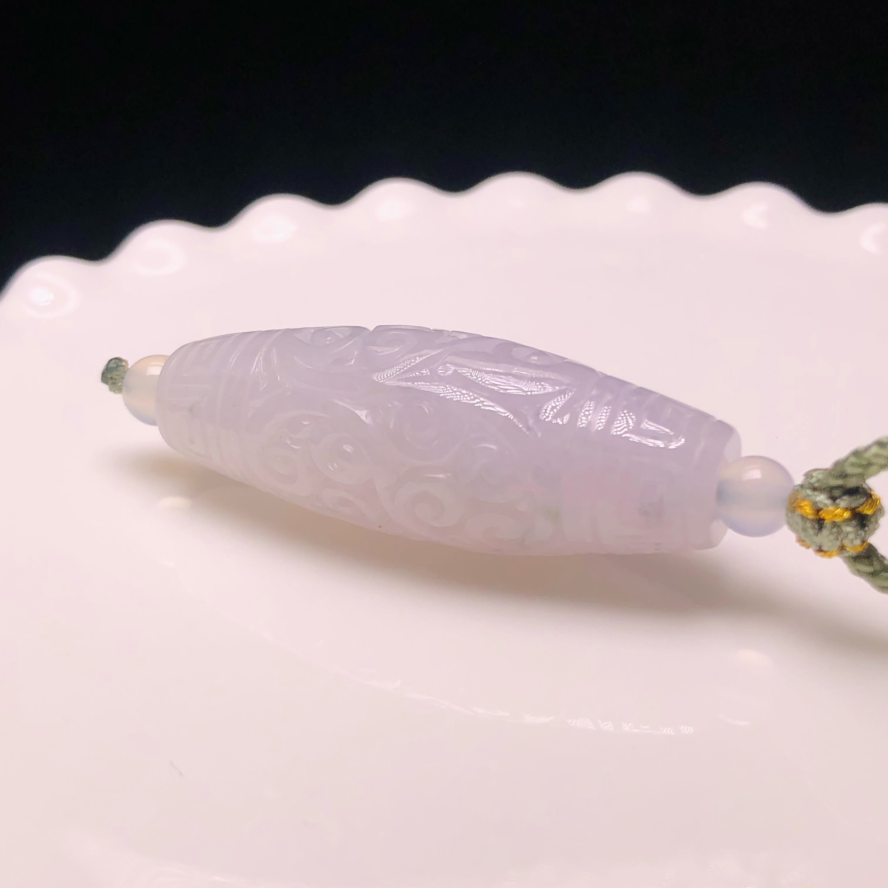 YK01029 淡紫飄花天珠
