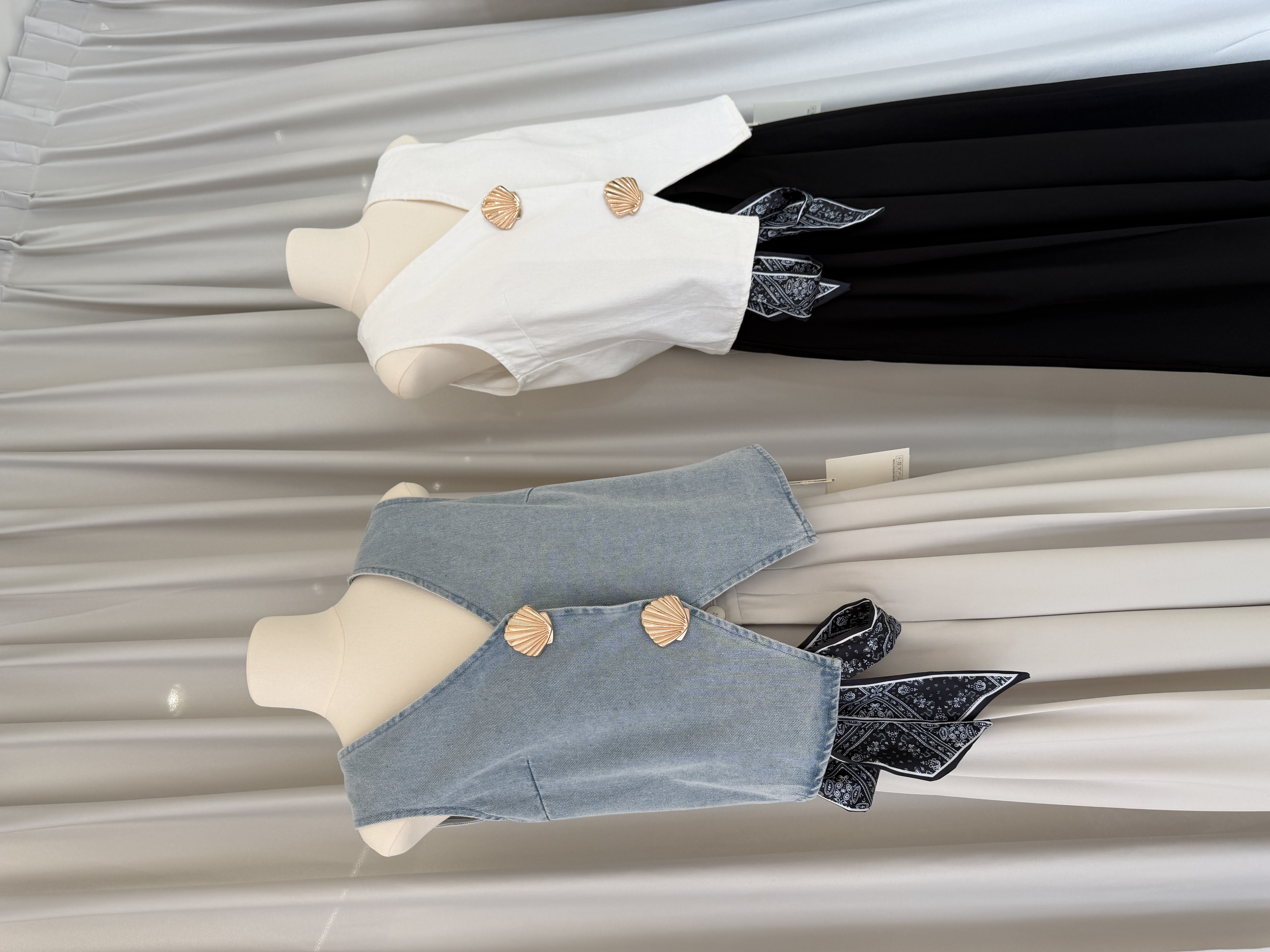 6555 法式御姐V领牛仔马甲