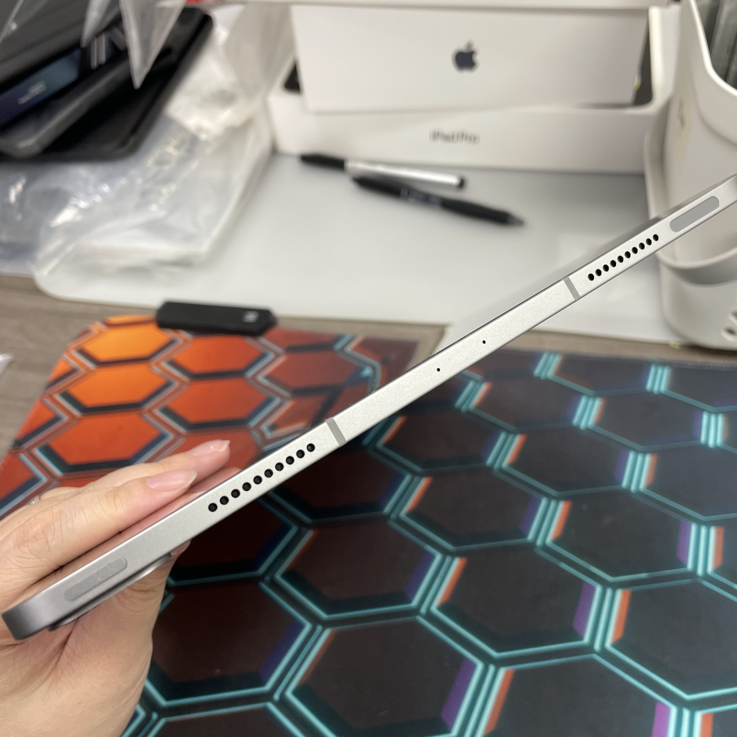 *773788AA iPad Pro 6 12.9吋 M2 勁靚機 256GB 插卡版 灰色 gray