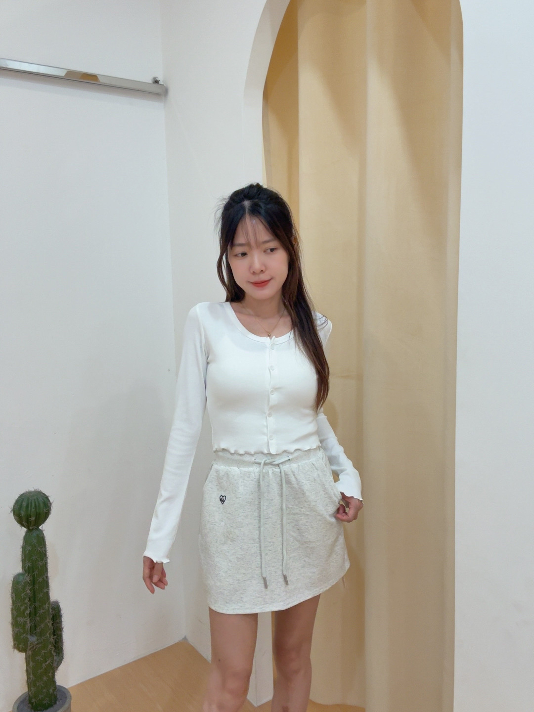 韩系小爱心刺绣半身短裙 R2666