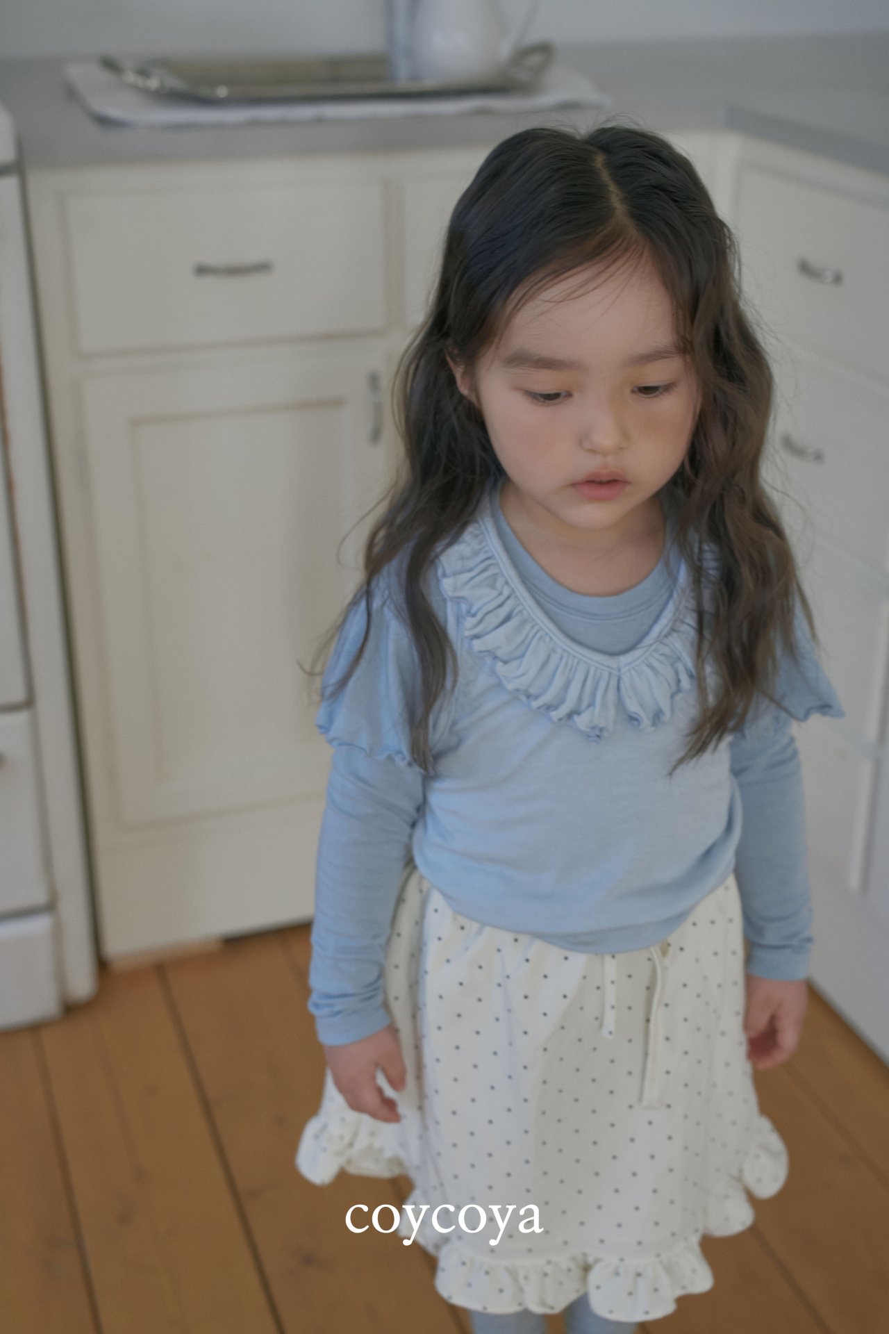 🌸預訂 韓國直送🌸🇰🇷COYCOYA兩色皺褶荷葉邊V領背心