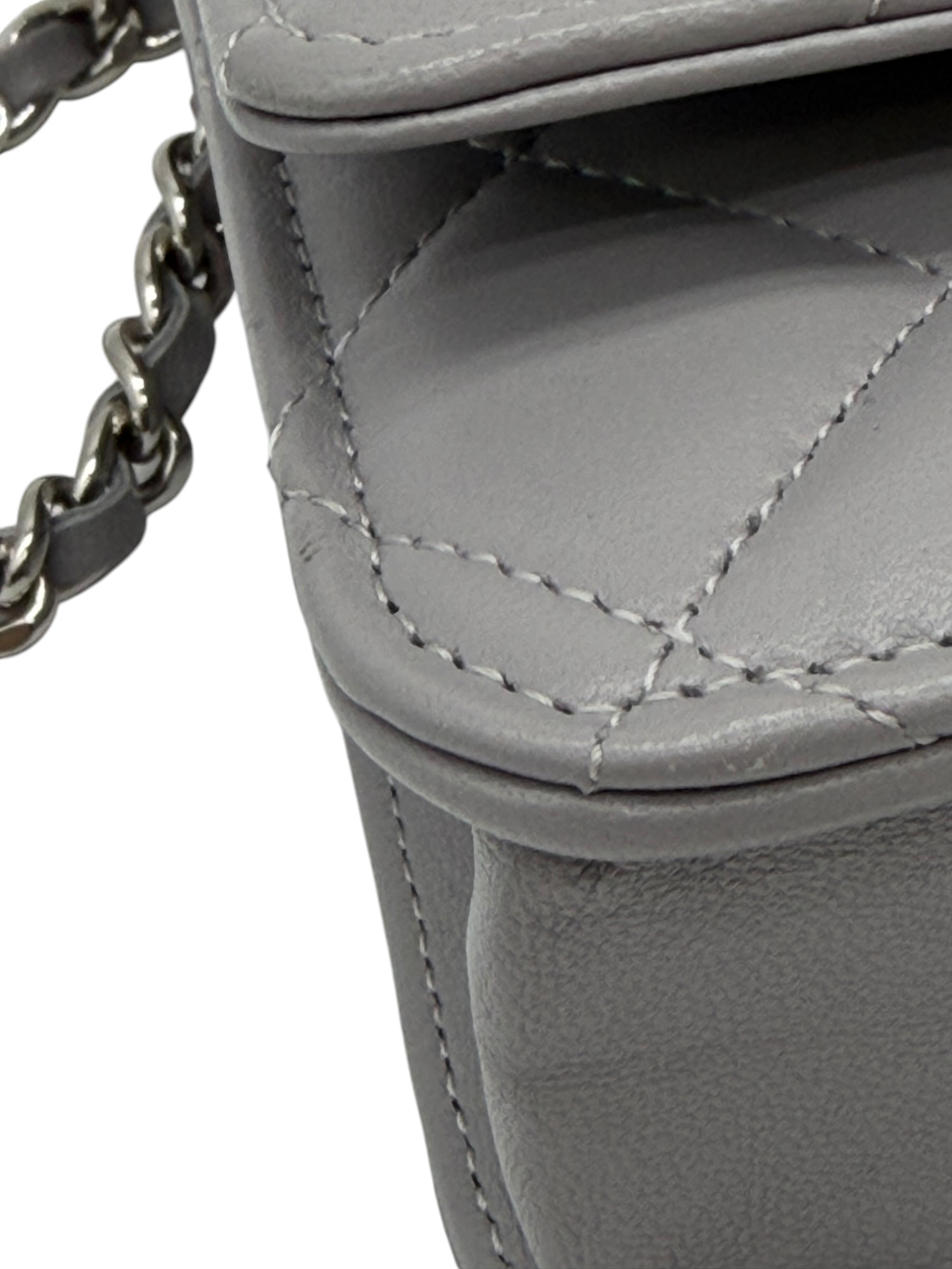 Pre-Owned CHANEL Wallet On Chain / Product Code: 26060101