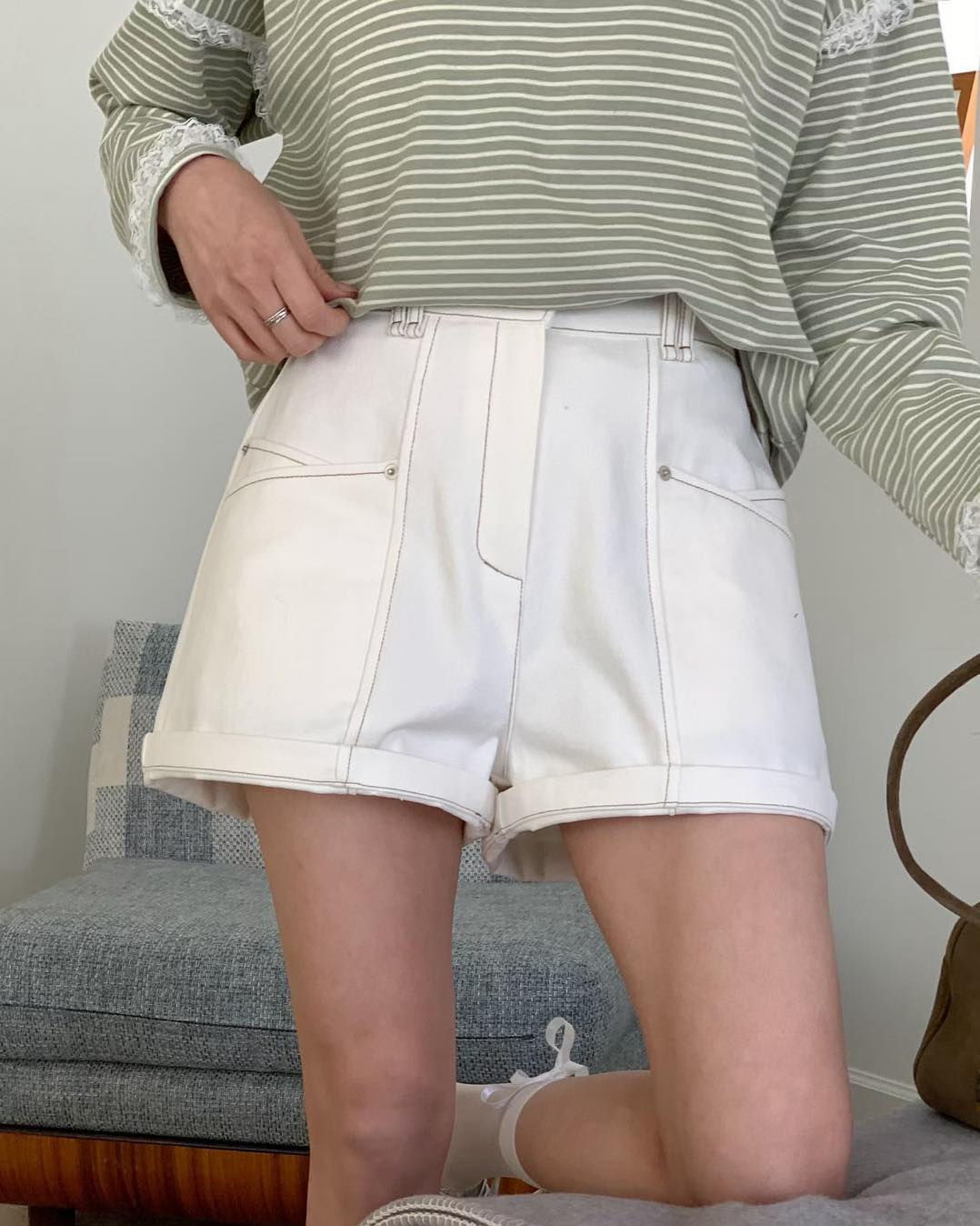 皇牌明線邊短褲