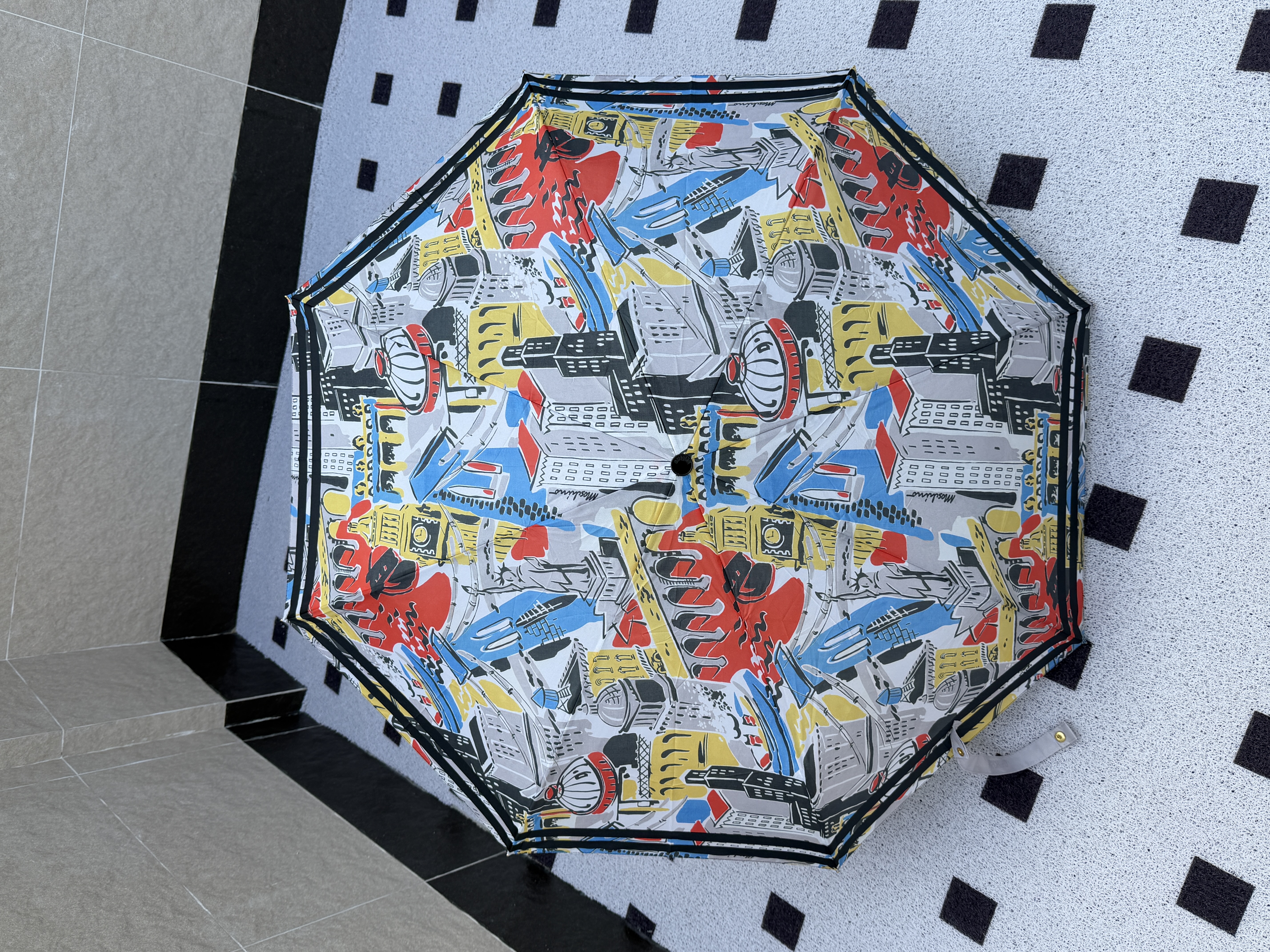 Moschino 自由女神繽紛城市自動傘