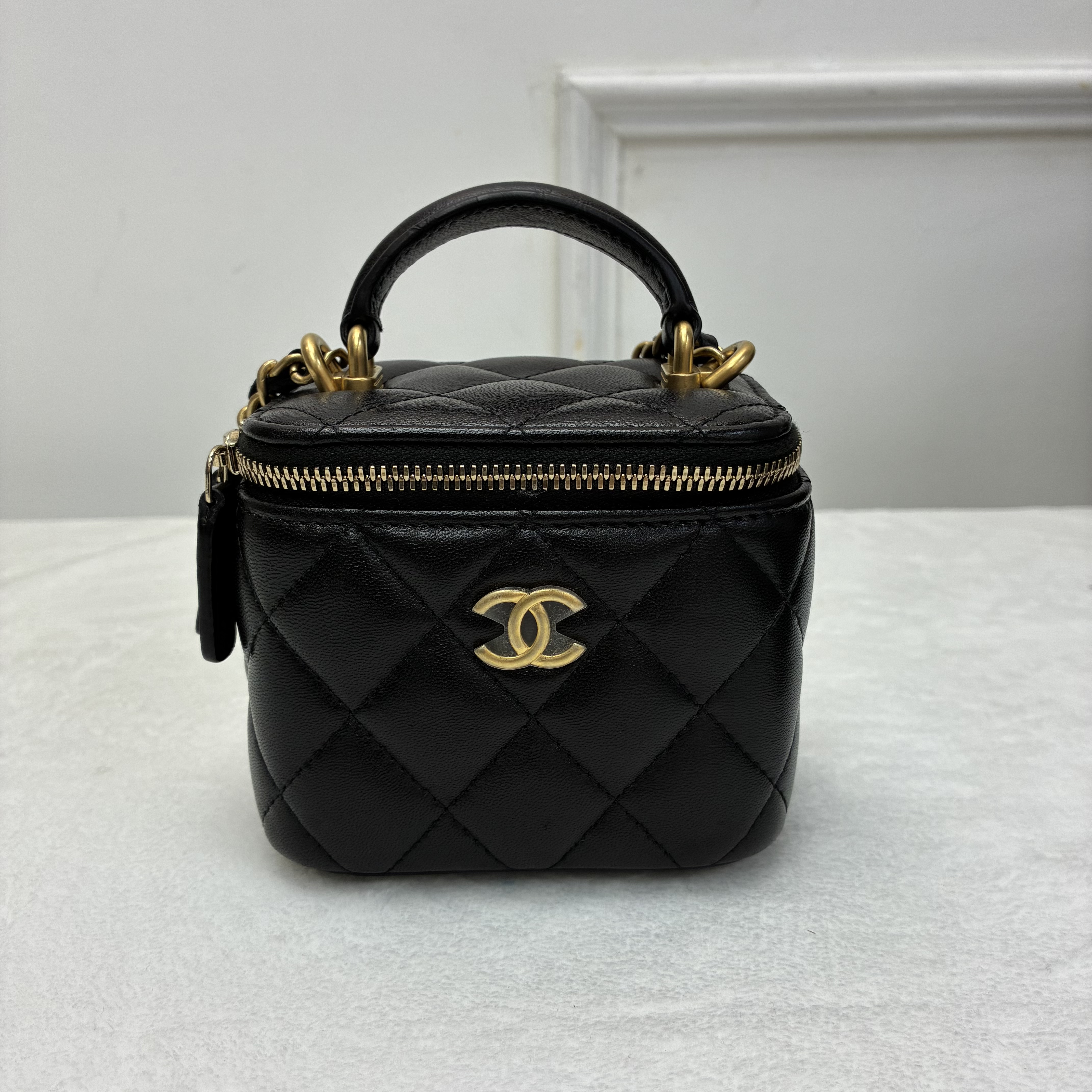 Chanel Vanity Case 黑色羊皮小廢包