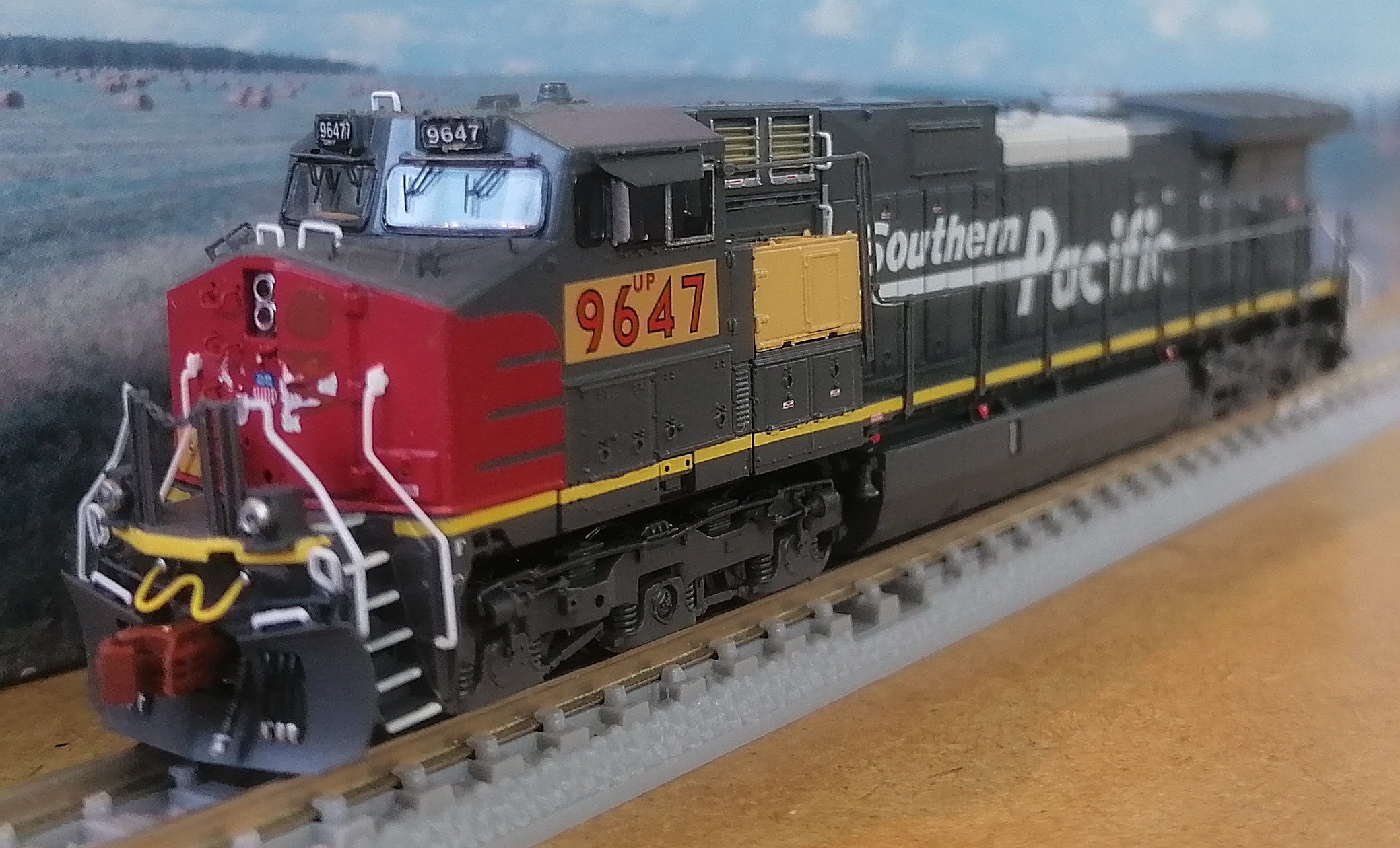 Scaletrains Rivet Counter N Scale GE DASH 9-44CW, Union Pacific/ex-Southern Pacific Speed Lettering Patch