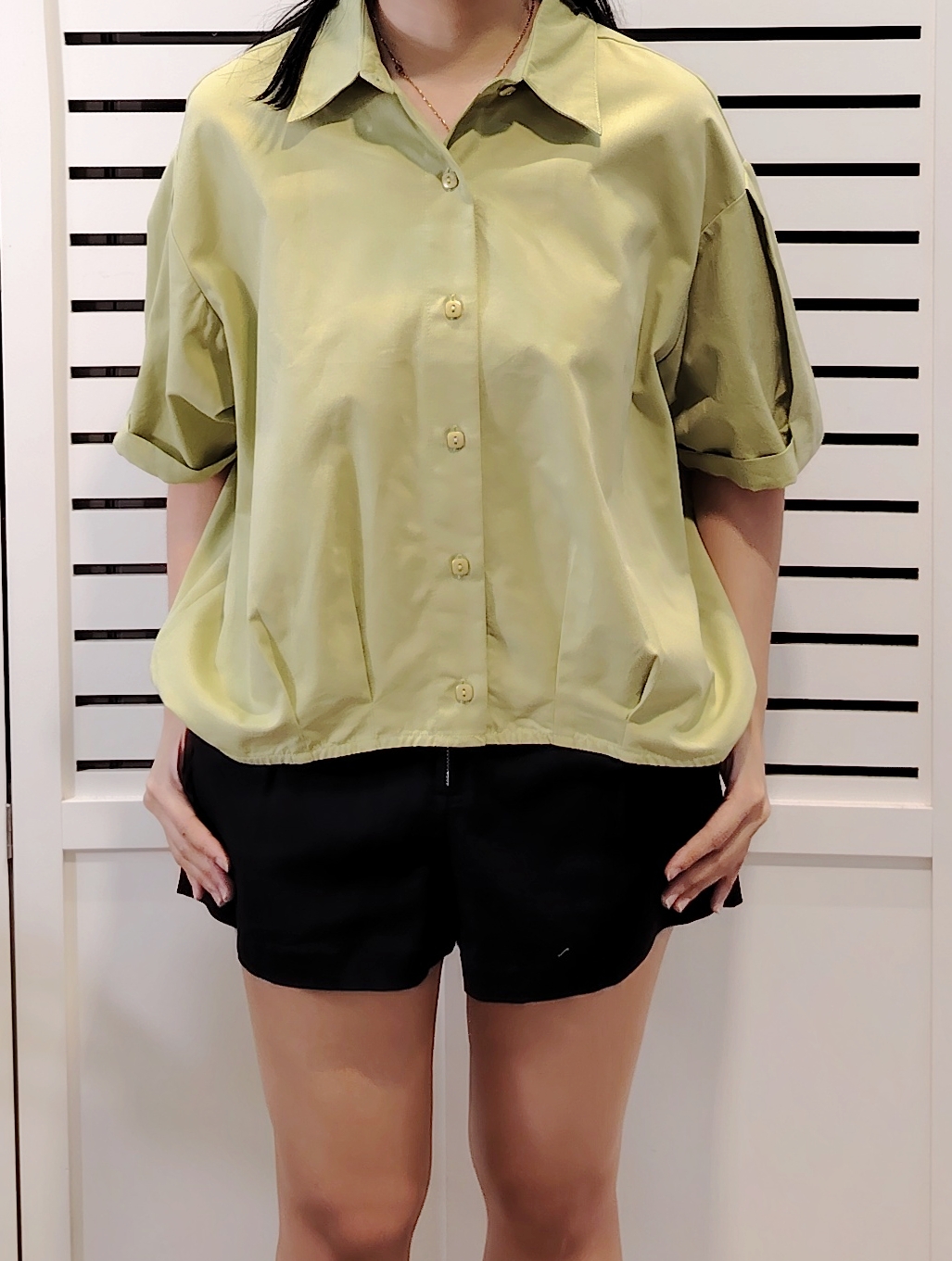 H0660 Oversize Collar Short Sleeve Shirt 