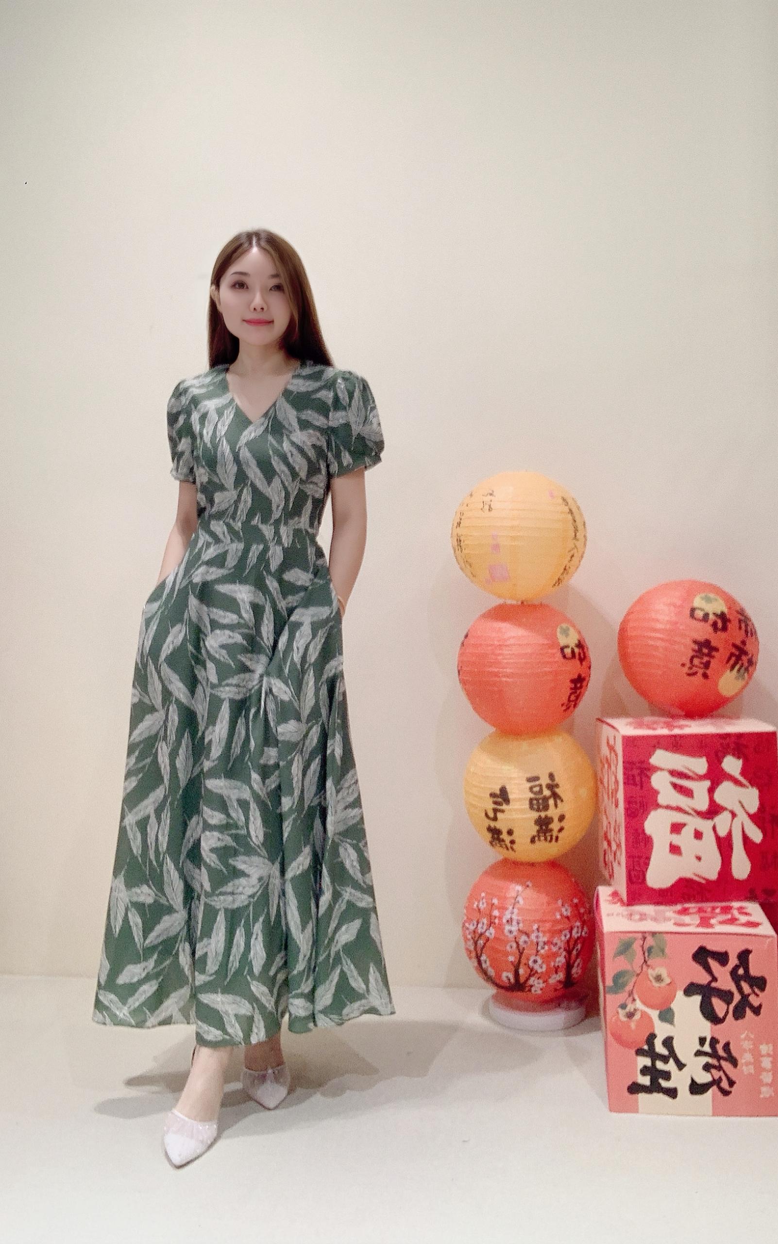 独家修身V领连身裙 1732