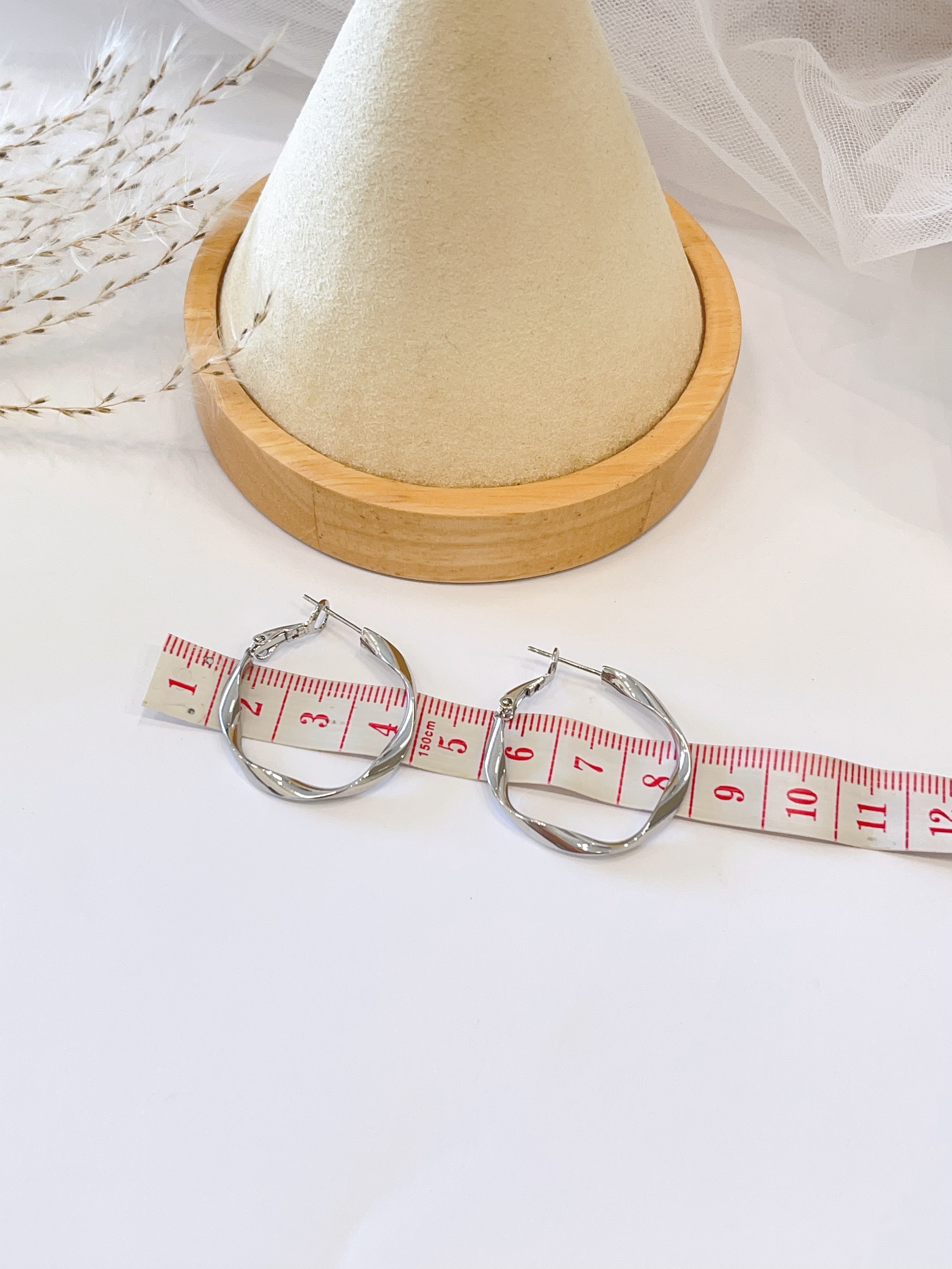 波浪式设计耳圈耳环