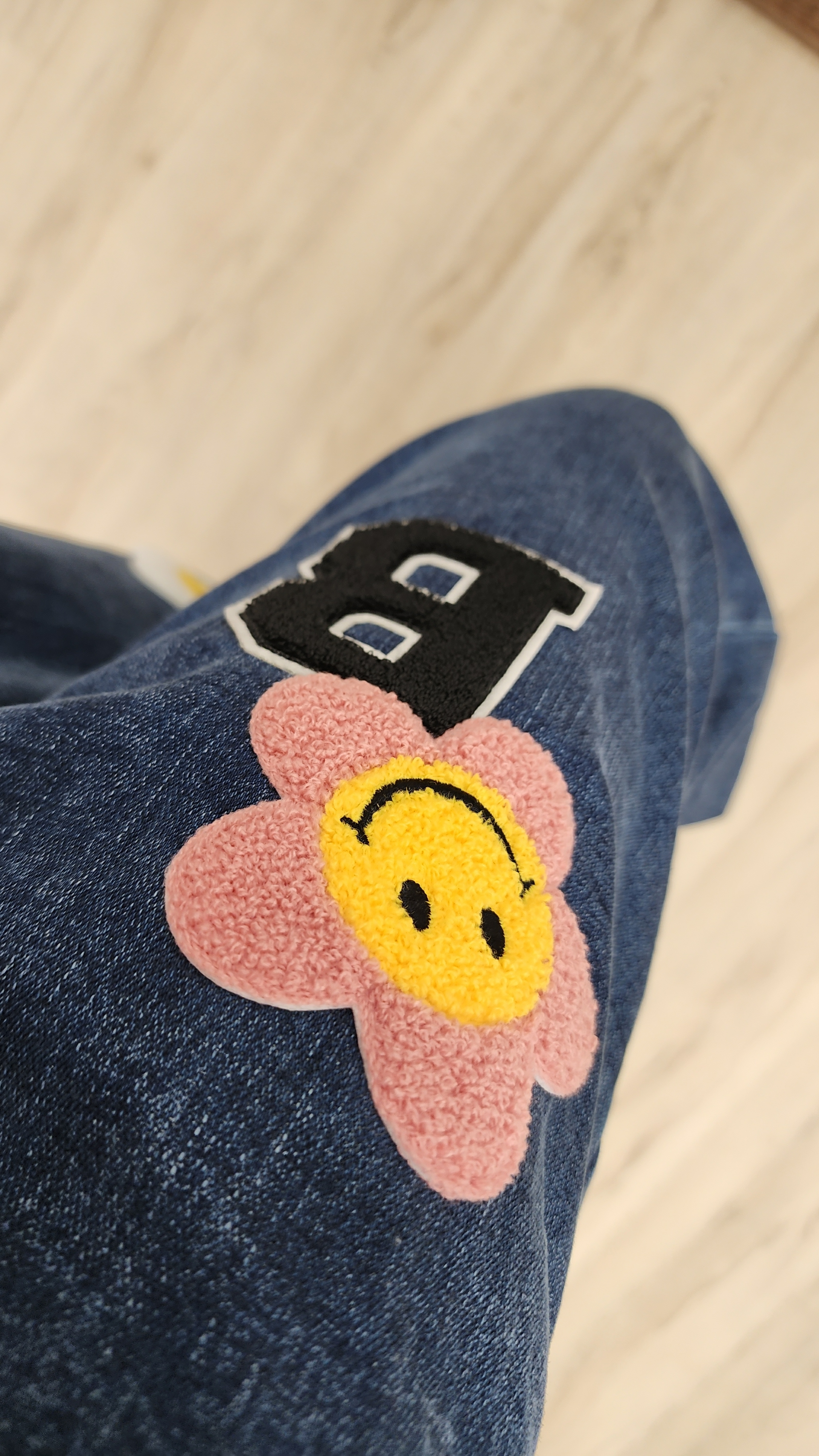 韓國深藍拼花花字母車章薄絨底橡筋牛仔褲