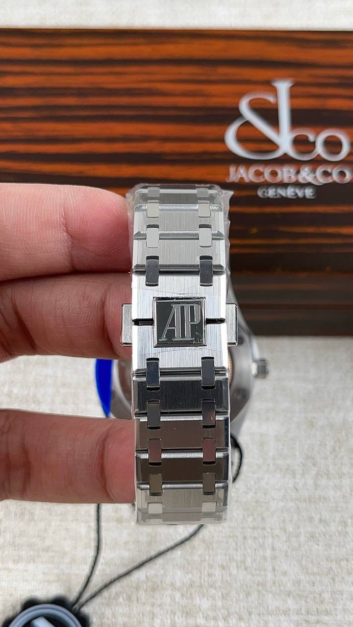 爱彼皇家橡树系列自动机械男士腕表