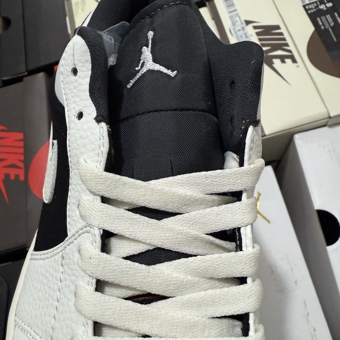 Nike Air Jordan 1 Low "Quai 54" HQ0764-001