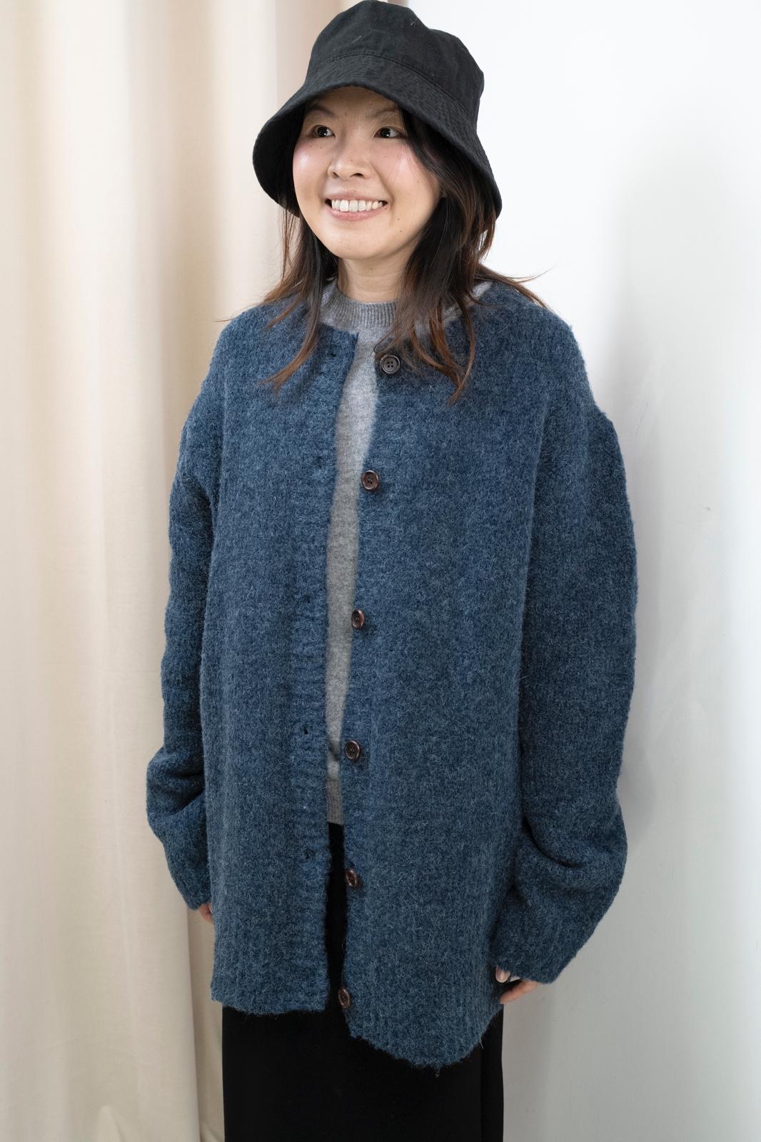 排扣造型大冷衫（藍色）