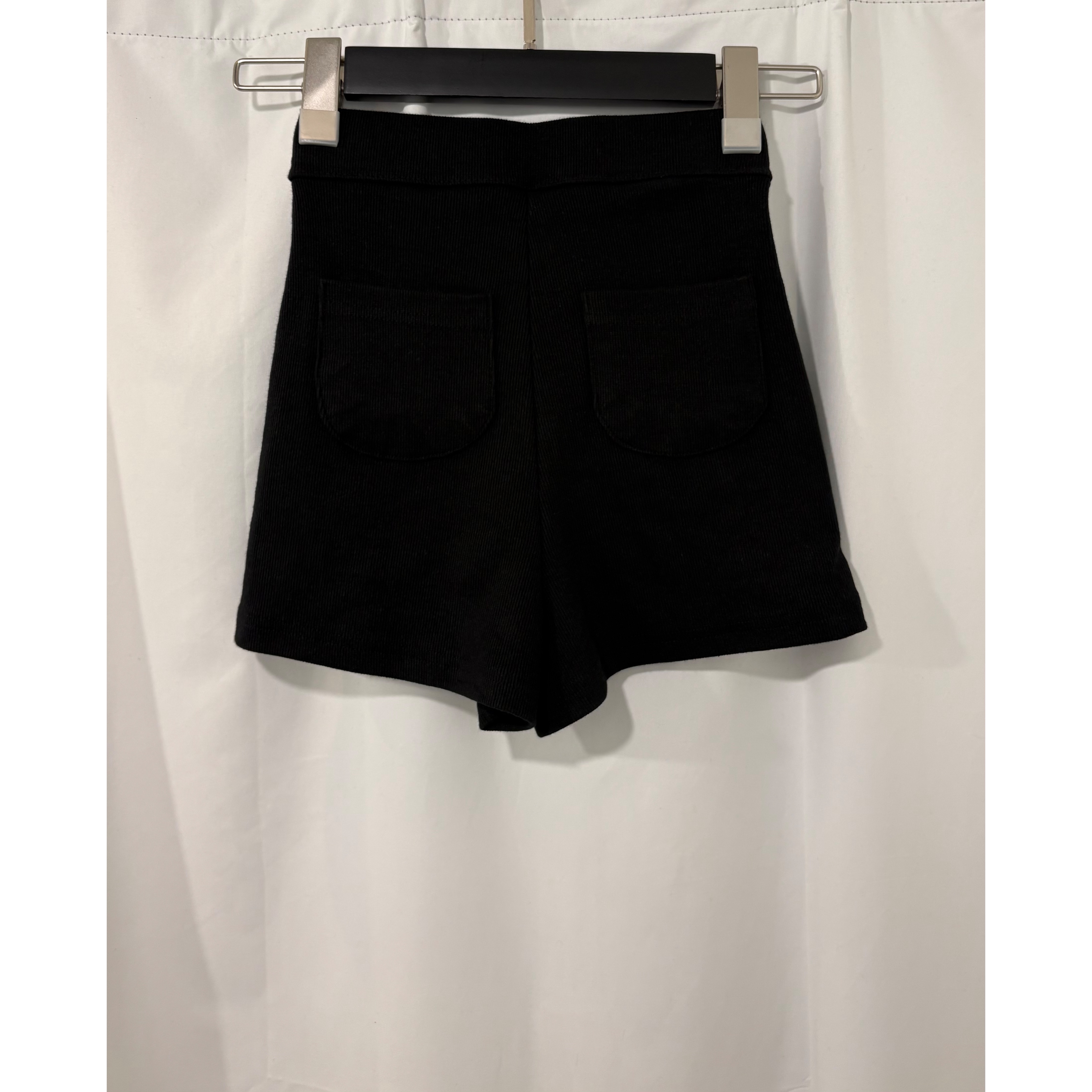 新品價6月23截🤍2606Q《SLIM-FIT MINI SHORTS》