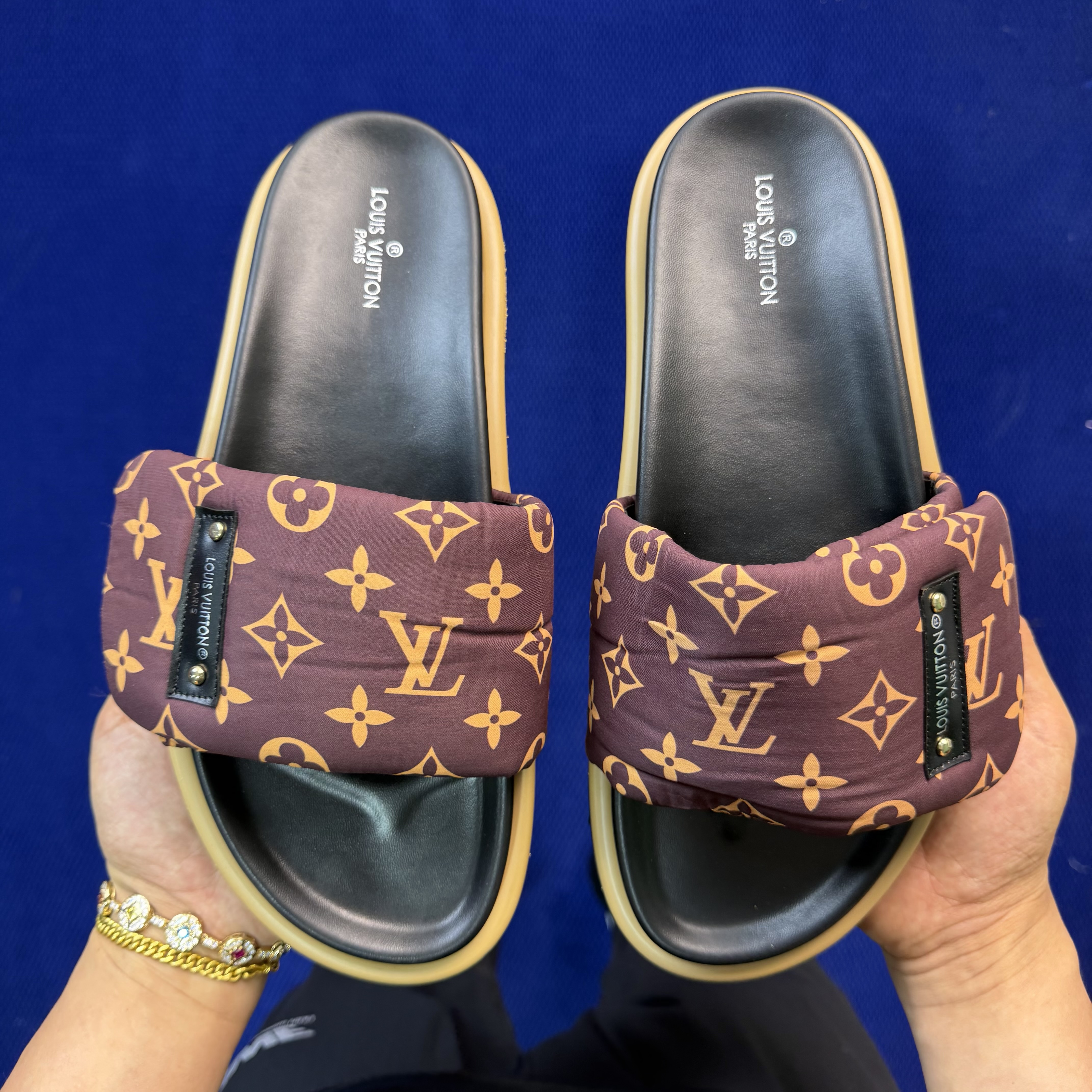 Louis Vuitton LV Pool Pillow Comfort Mule