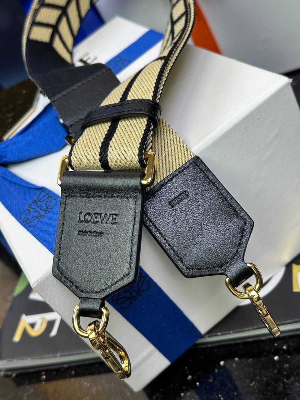 𝐀𝐧𝐚𝐠𝐫𝐚𝐦 刺绣肩带「自然色/克」 👈 全新升级上线♻️ 尺寸:130-4cm（长度可调节） 编码：182323