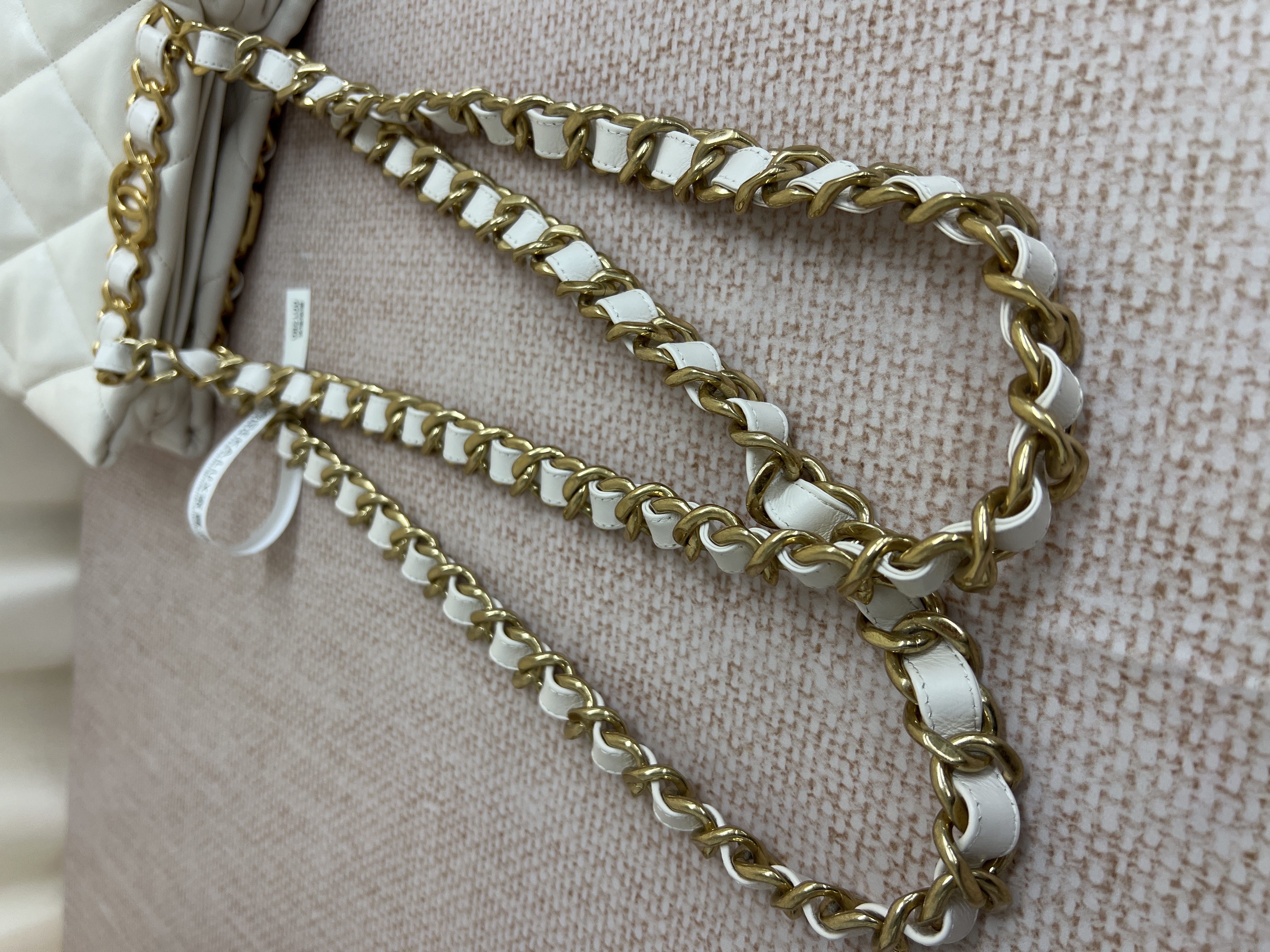 Pre-owned Chanel Shopping Bag/ Product Code: 26030210