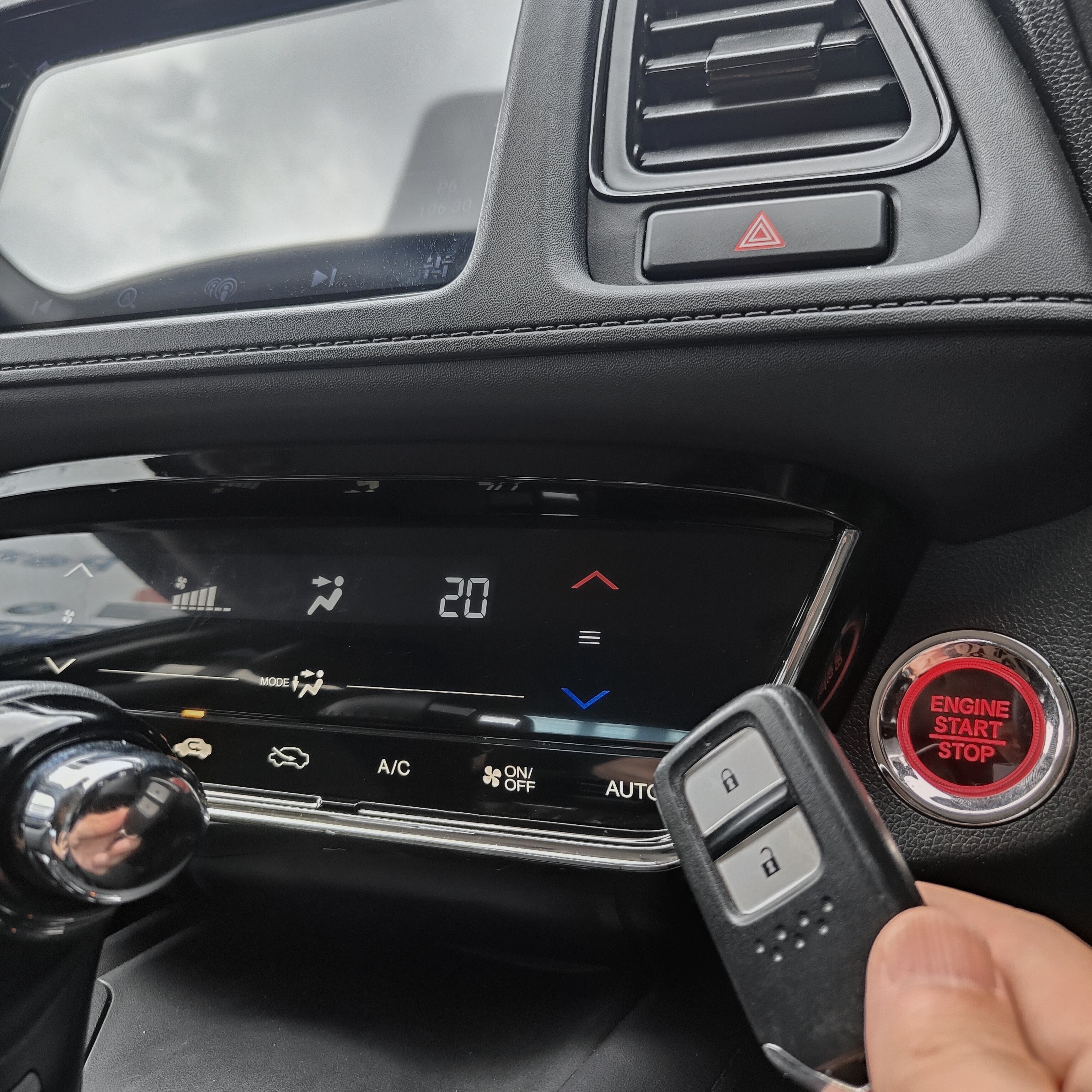 2019 HONDA HR-V 1.8L E 