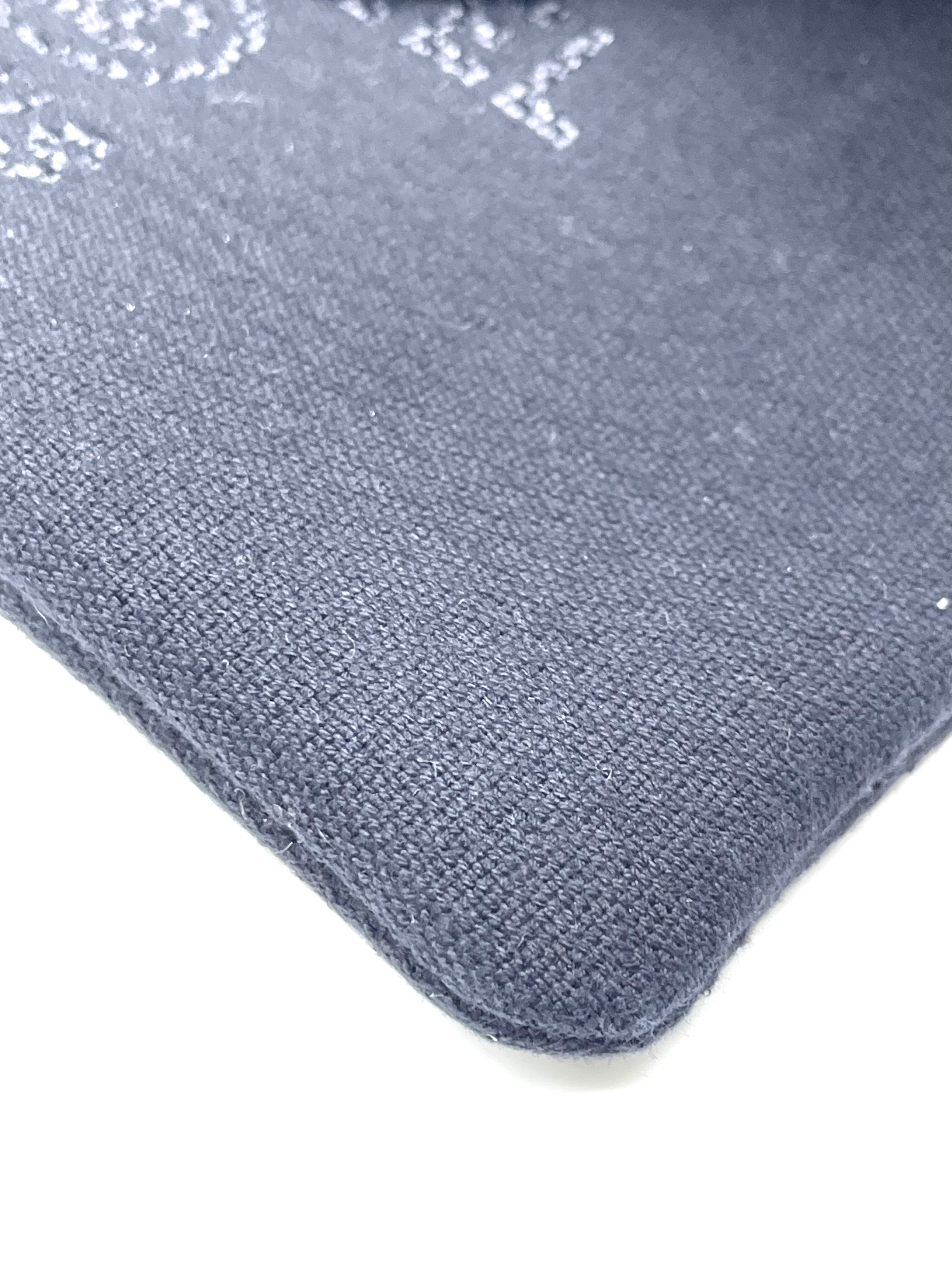 Pre-owned Chanel shopping bag / Product Code: 26040303