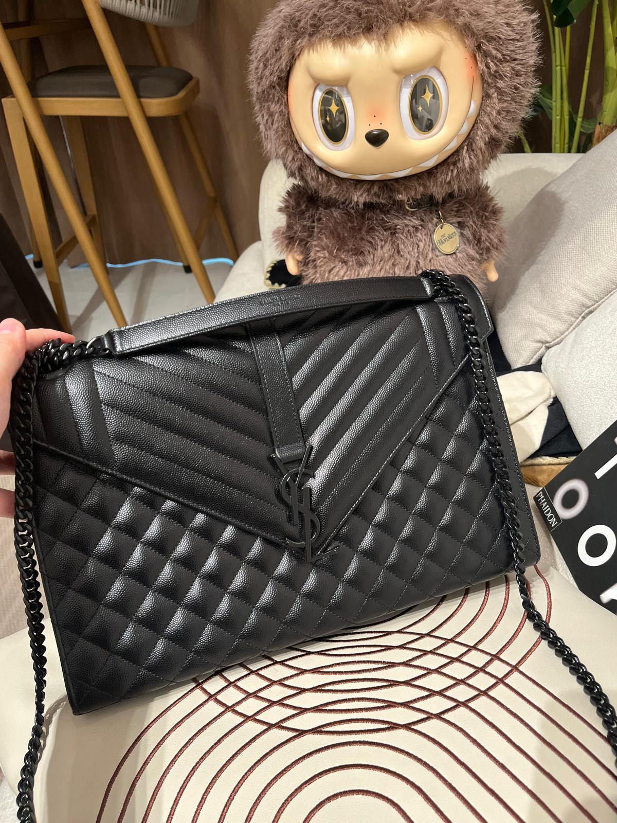 Ysl envelope large so black  100%Authentic ,99%new Unused✅dust bag✅booklet 📣專門店售價  $25,100 ❗️❗️📣 