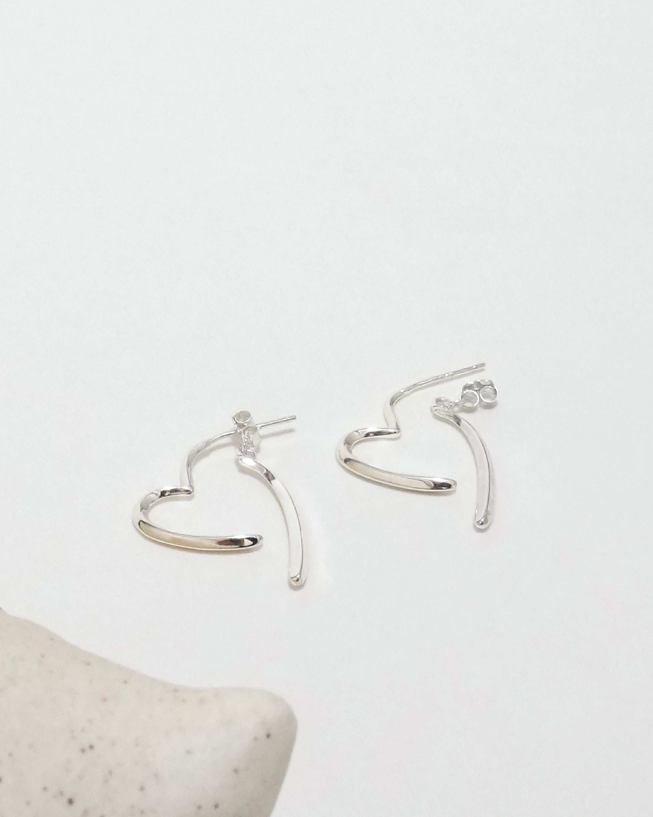 Sleek Heart Silhouette Earrings