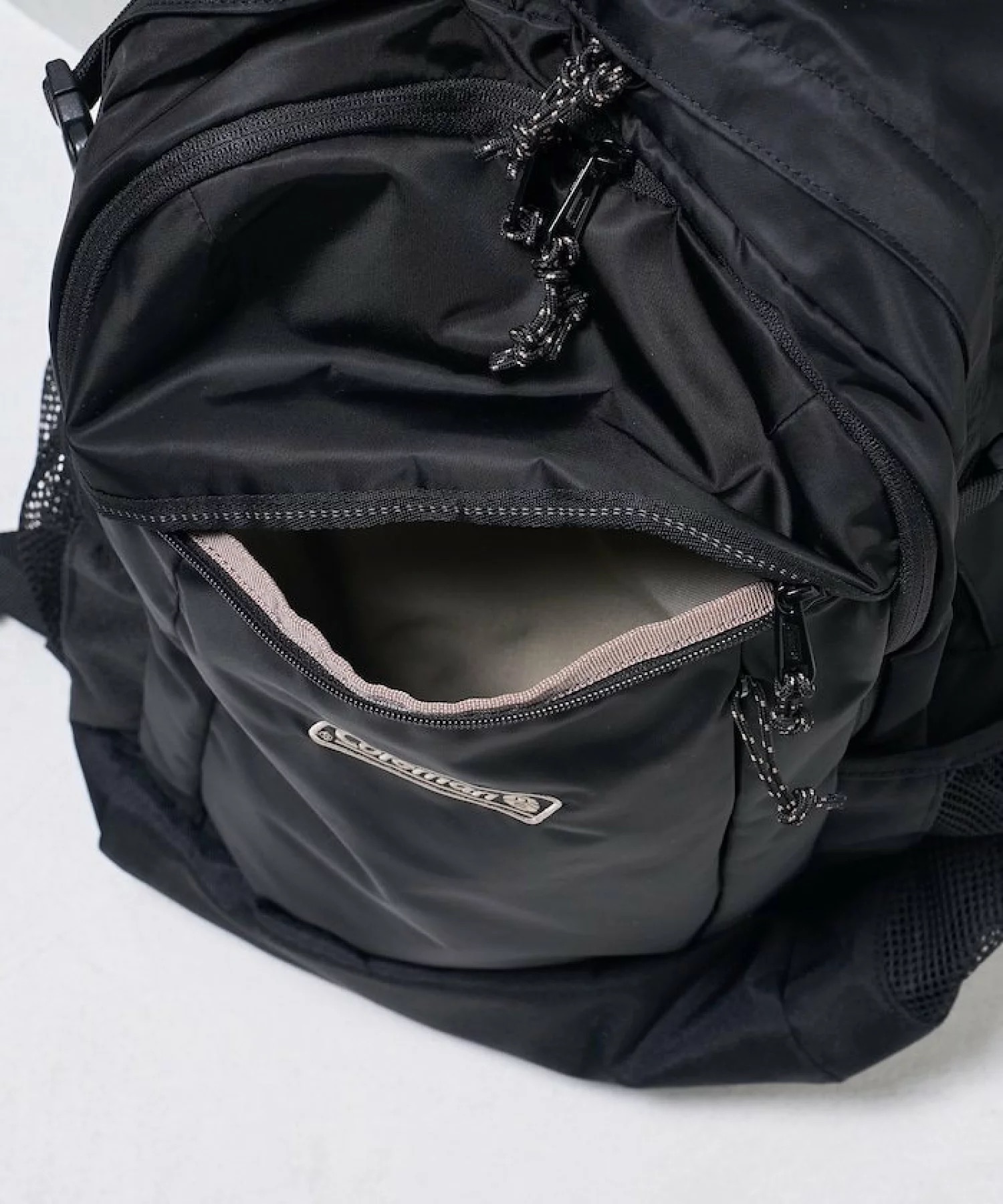 日本代購【 2026新商品 日本直送 FREAK'S STORE x Coleman 別注版 Walker 輕量尼龍 25L 背囊  |  FREAK'S STORE  Exclusive Walker 25L Backpack - Lightweight Nylon 】