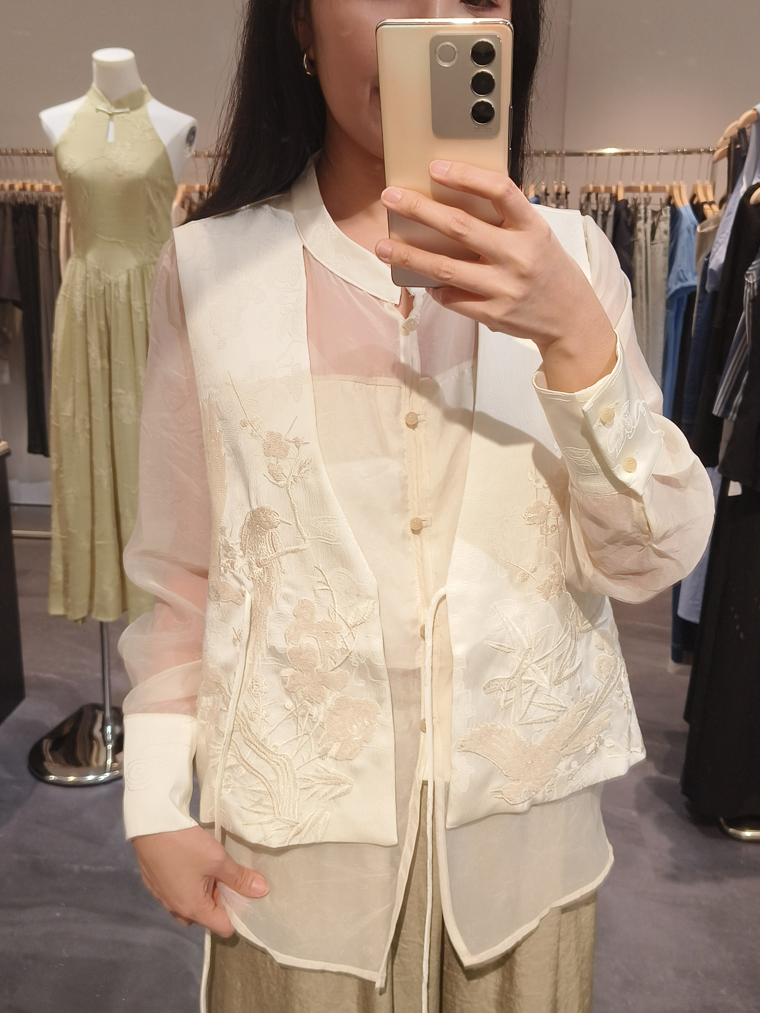 国风假两件长袖上衣