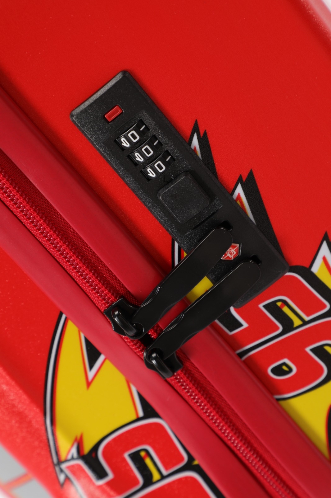 迪士尼行李箱20吋（Cars)