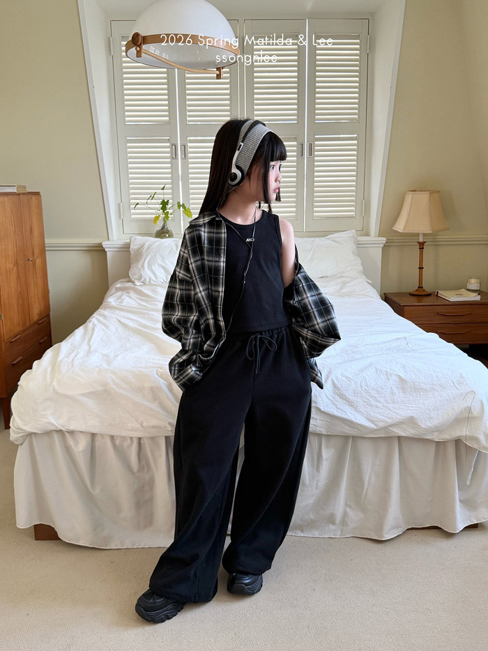 🇰🇷Matilda&Lee shirt