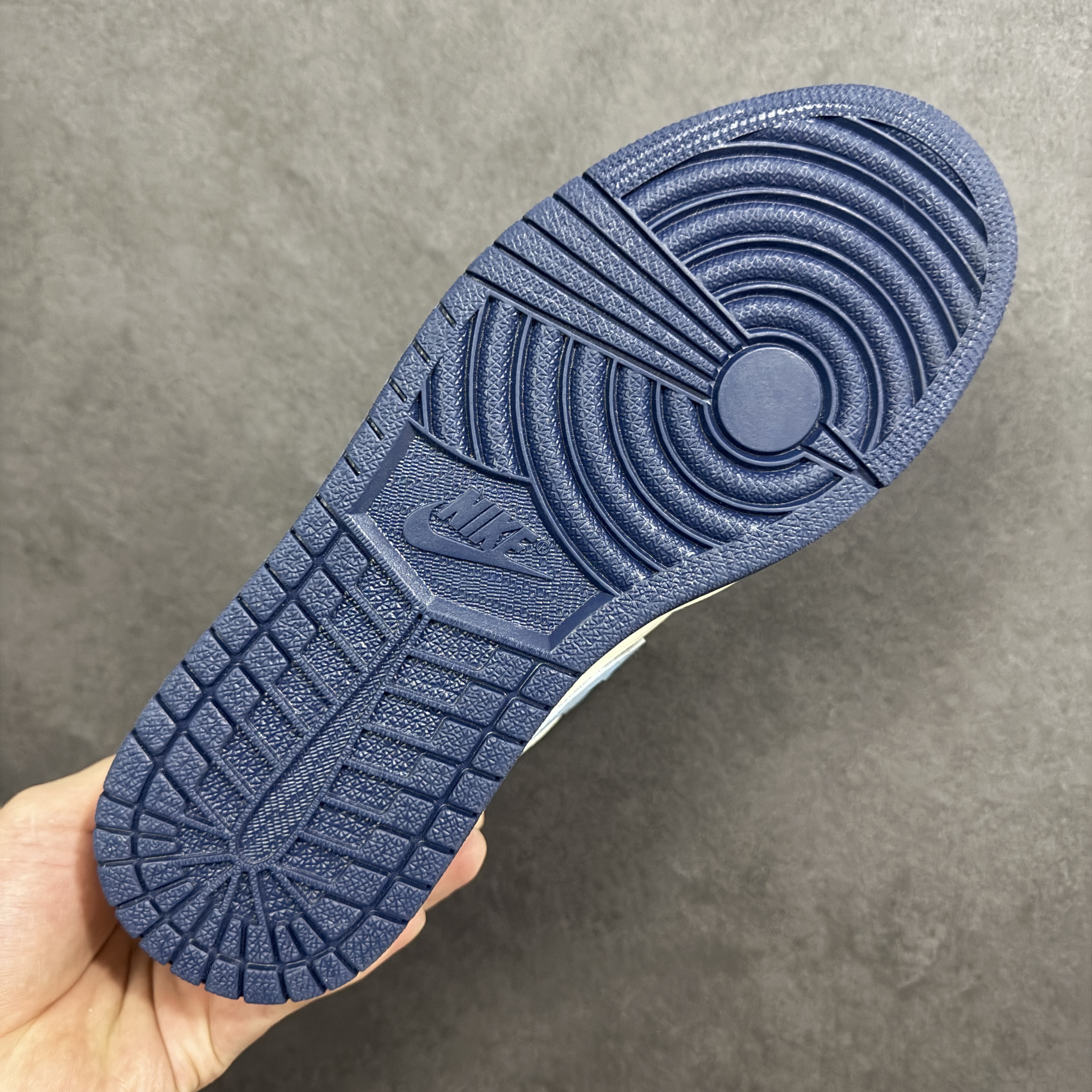 Nike Air Jordan 1 Retro High OG FD2596-400