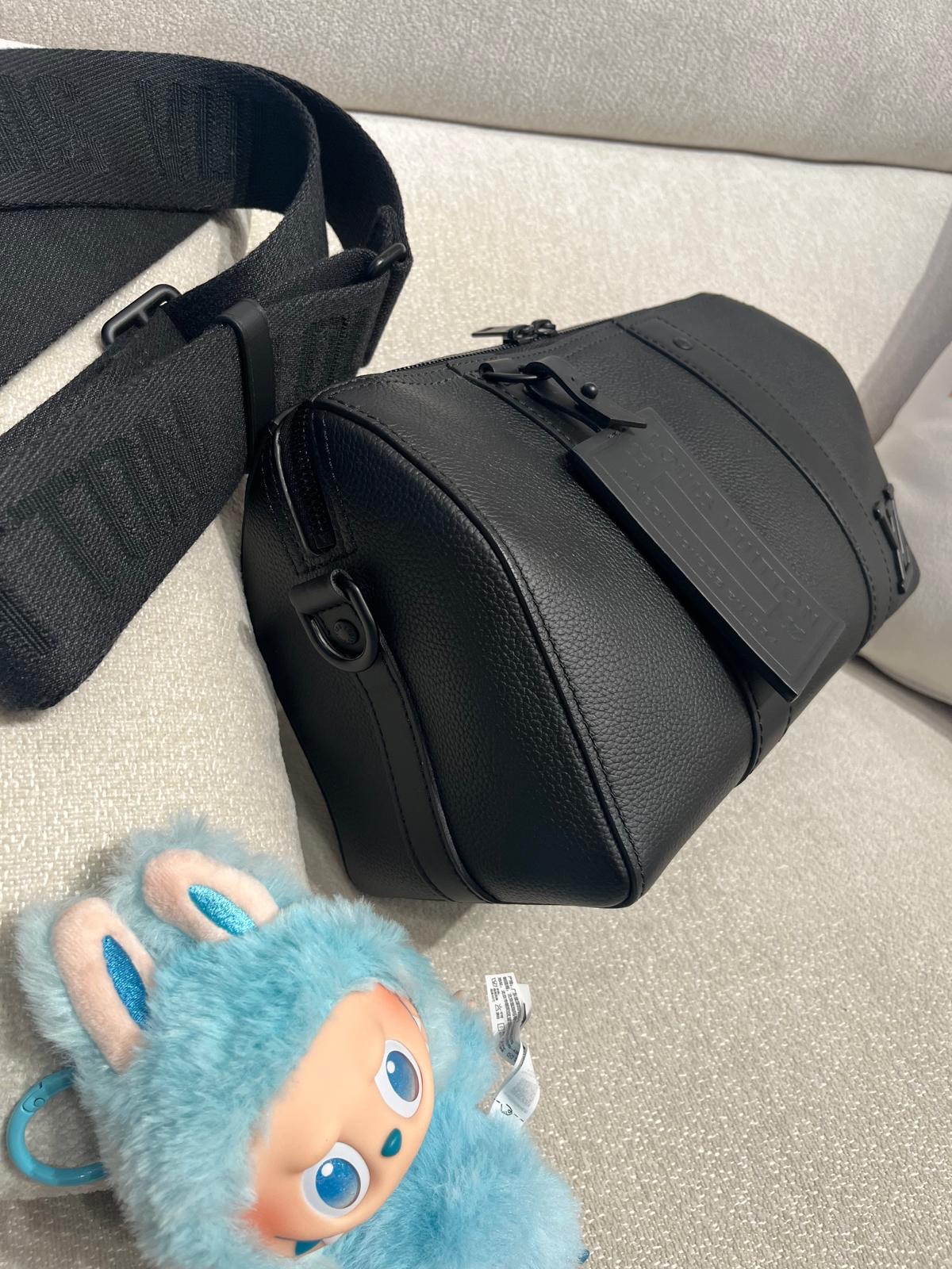 Lv city keepball 100%Authentic ,95%new ✅dust bag✅盒