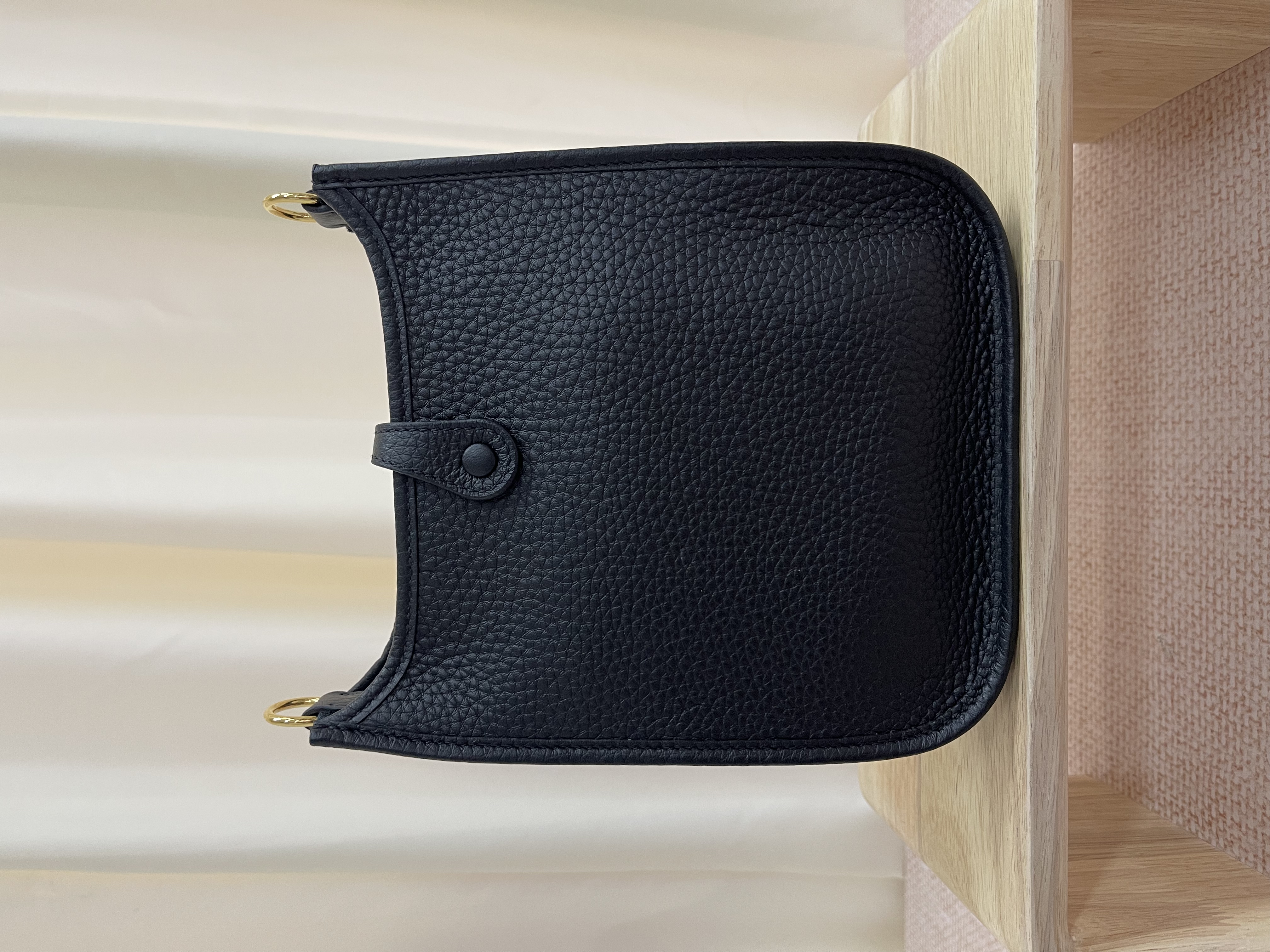 Pre-Owned HERMES MiniE / Stamp W / Product Code: 26022503