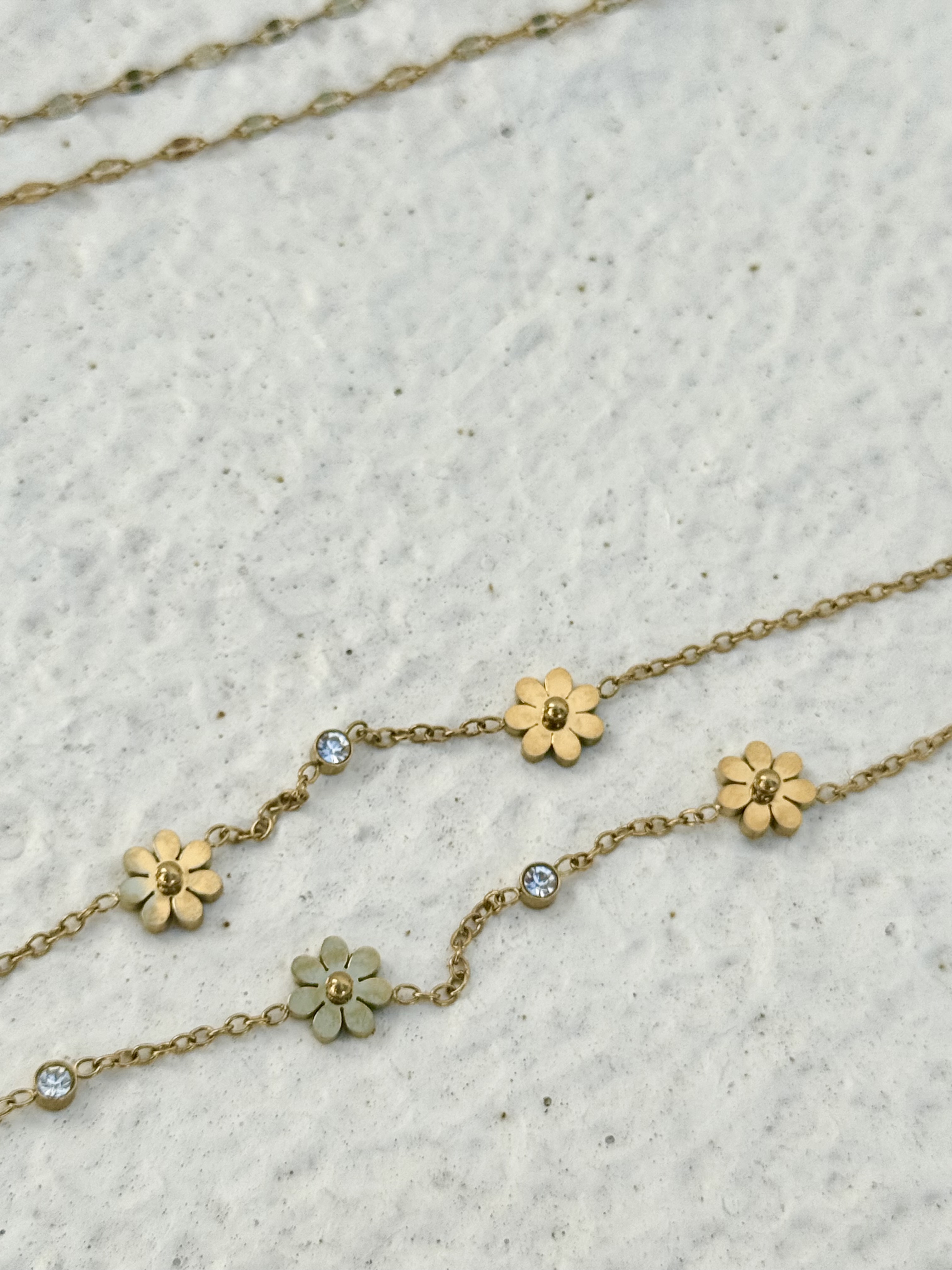 Gold flower set stainless necklace