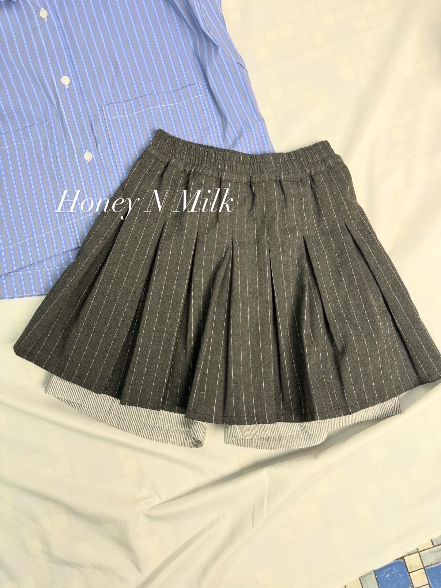 AMUAHE Line GreyB Skorts