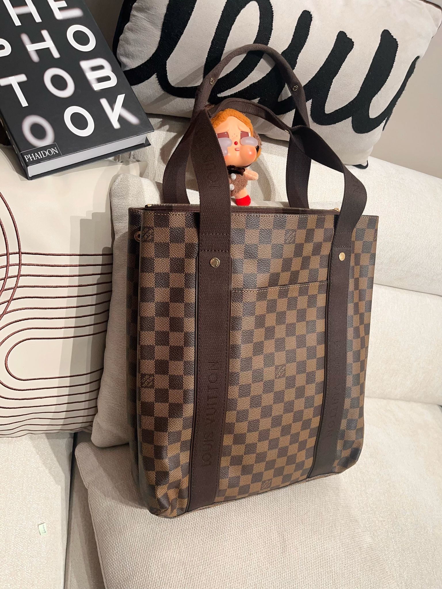 Lv BEAUBOURG tote bag 可放A4 file 100%Authentic ,99%new✅dust bag 