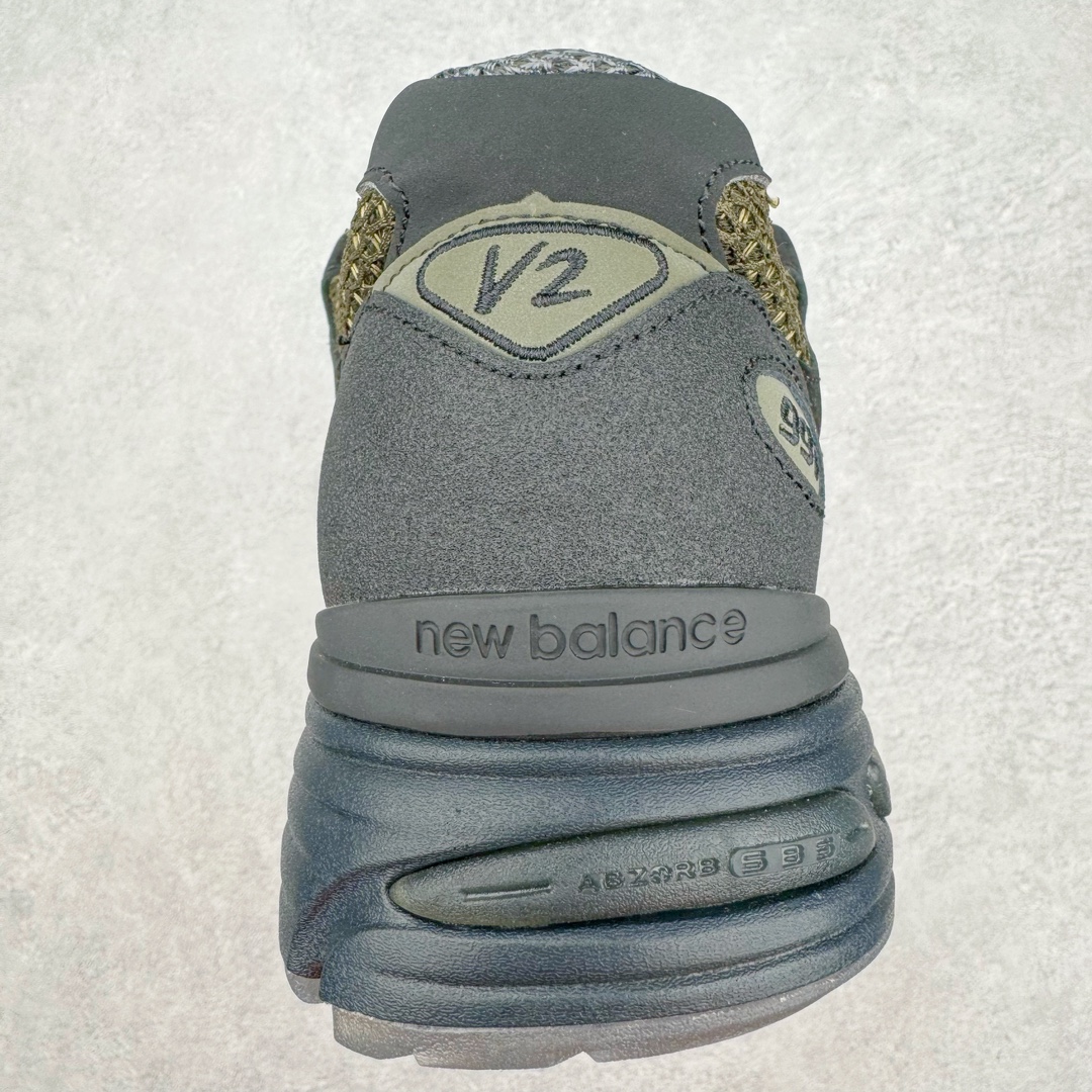 Stone Island x New Balance 991V2 U991SD2