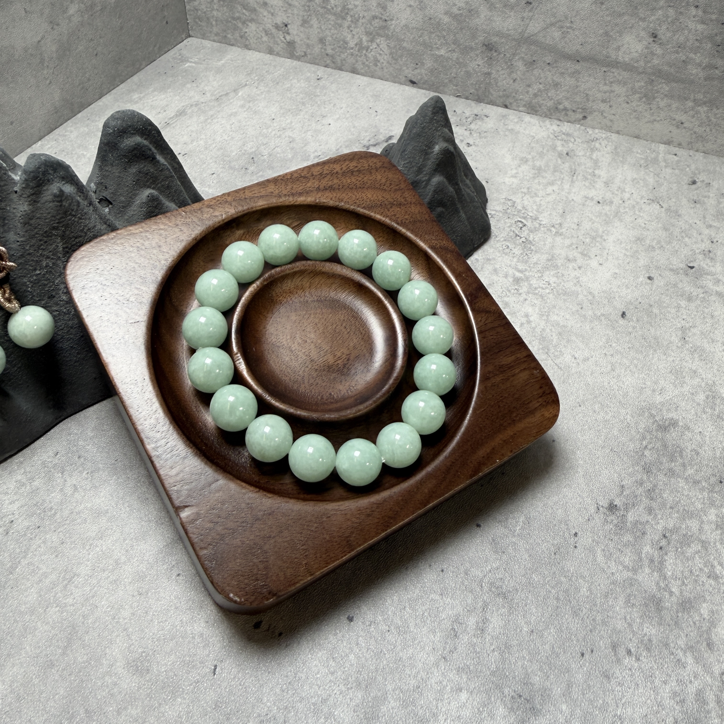 果綠手串11mm （送2顆)