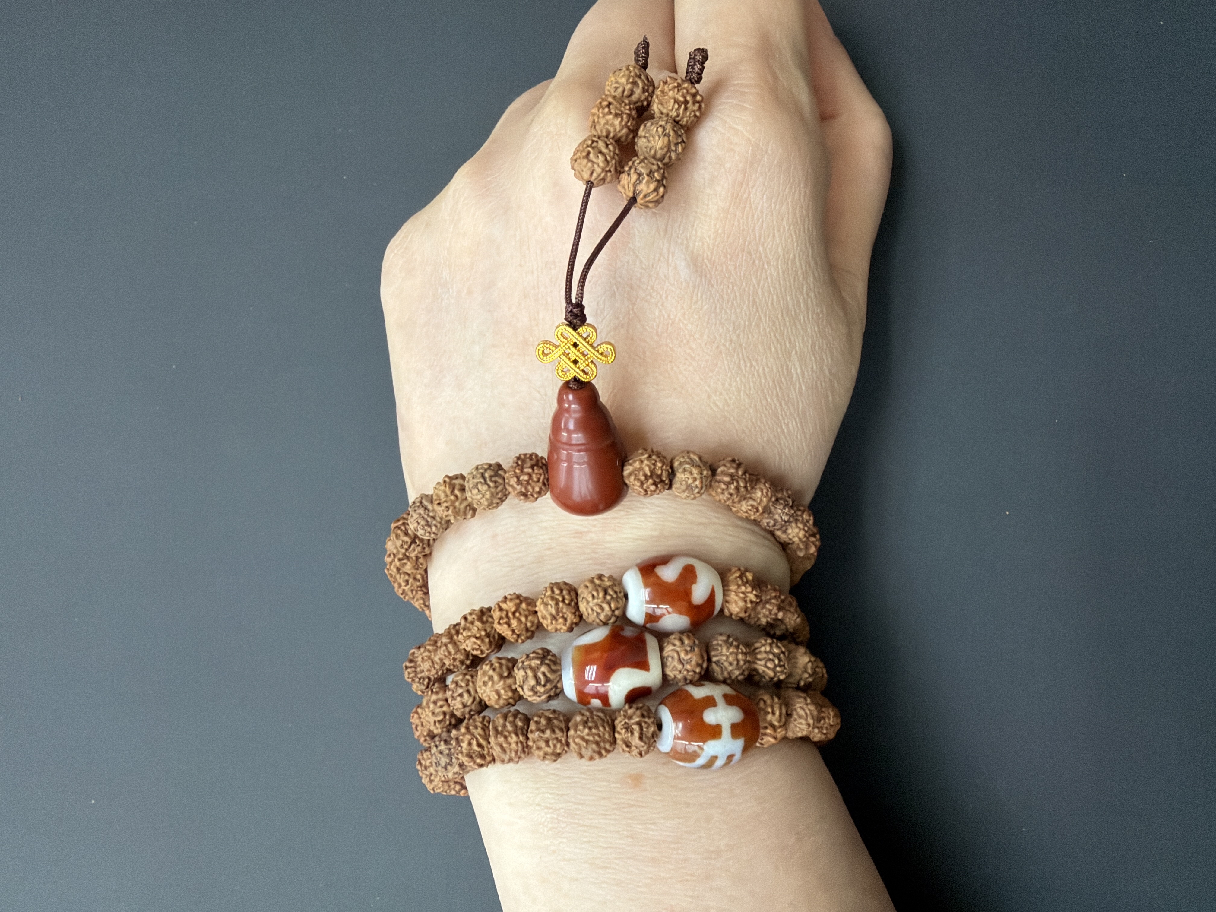 6mm 108粒尼泊爾金剛子念珠 配：寶瓶、貴人、度母