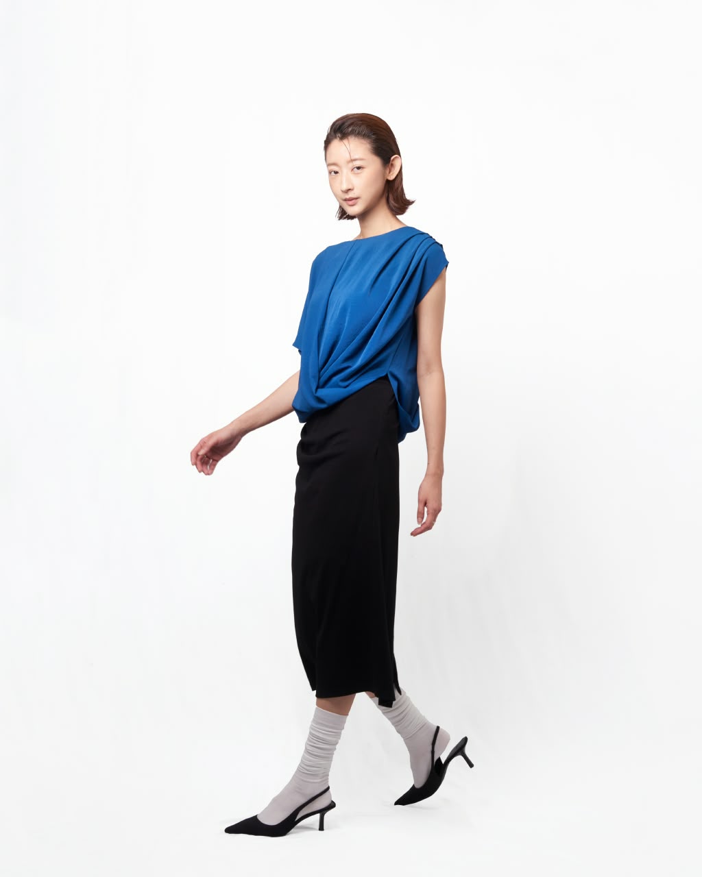 VIL-T886051 DRAPPED TOP