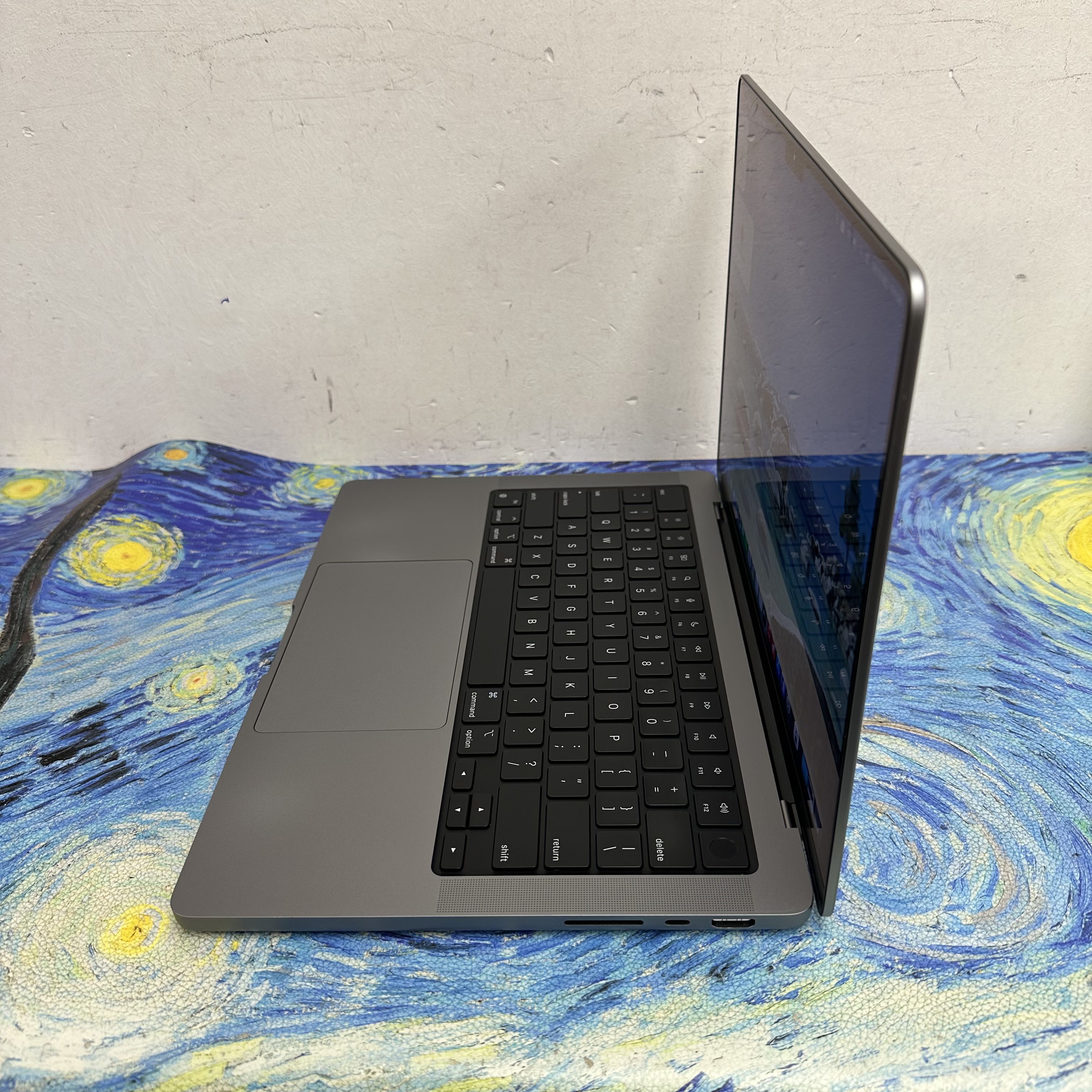 #5869 Apple MacBook Pro M1 Pro CPU 16GB Ram/1TB SSD 電98太空灰 Space Grey