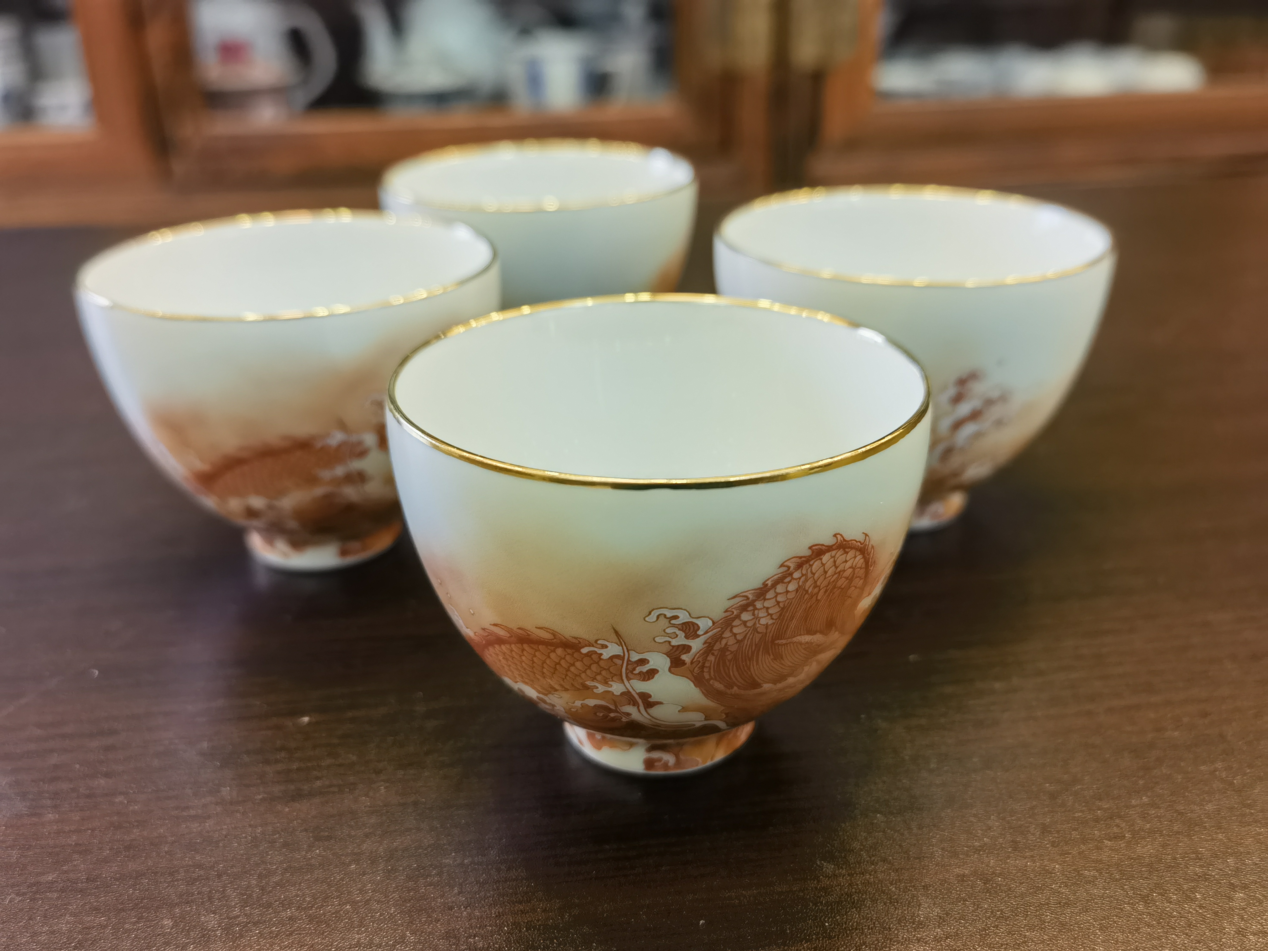 10-紅彩魚龍 - 茶杯 - <有需要請聯絡我們 852-6329 6186>