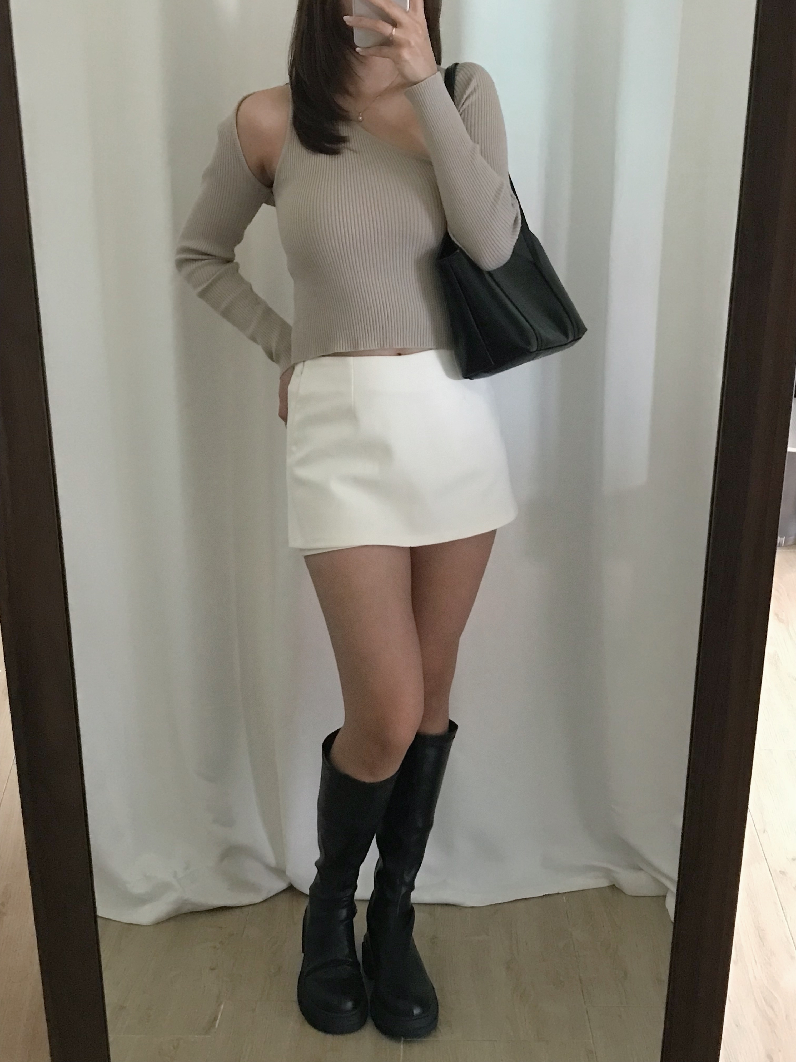 [顯鎖骨線條!]女人味坑紋斜肩兩件裝(兩色入)