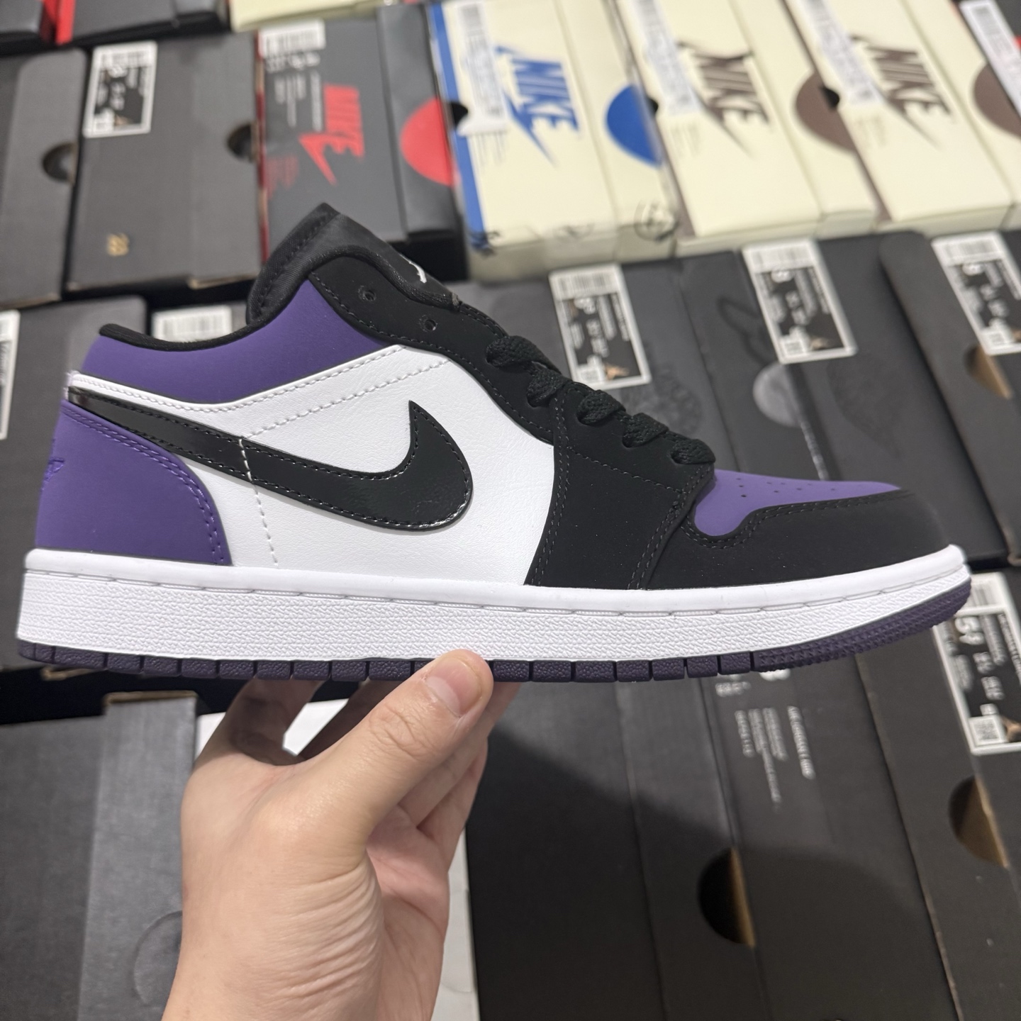 Nike Air Jordan 1 Low 'Court Purple' 553558-125