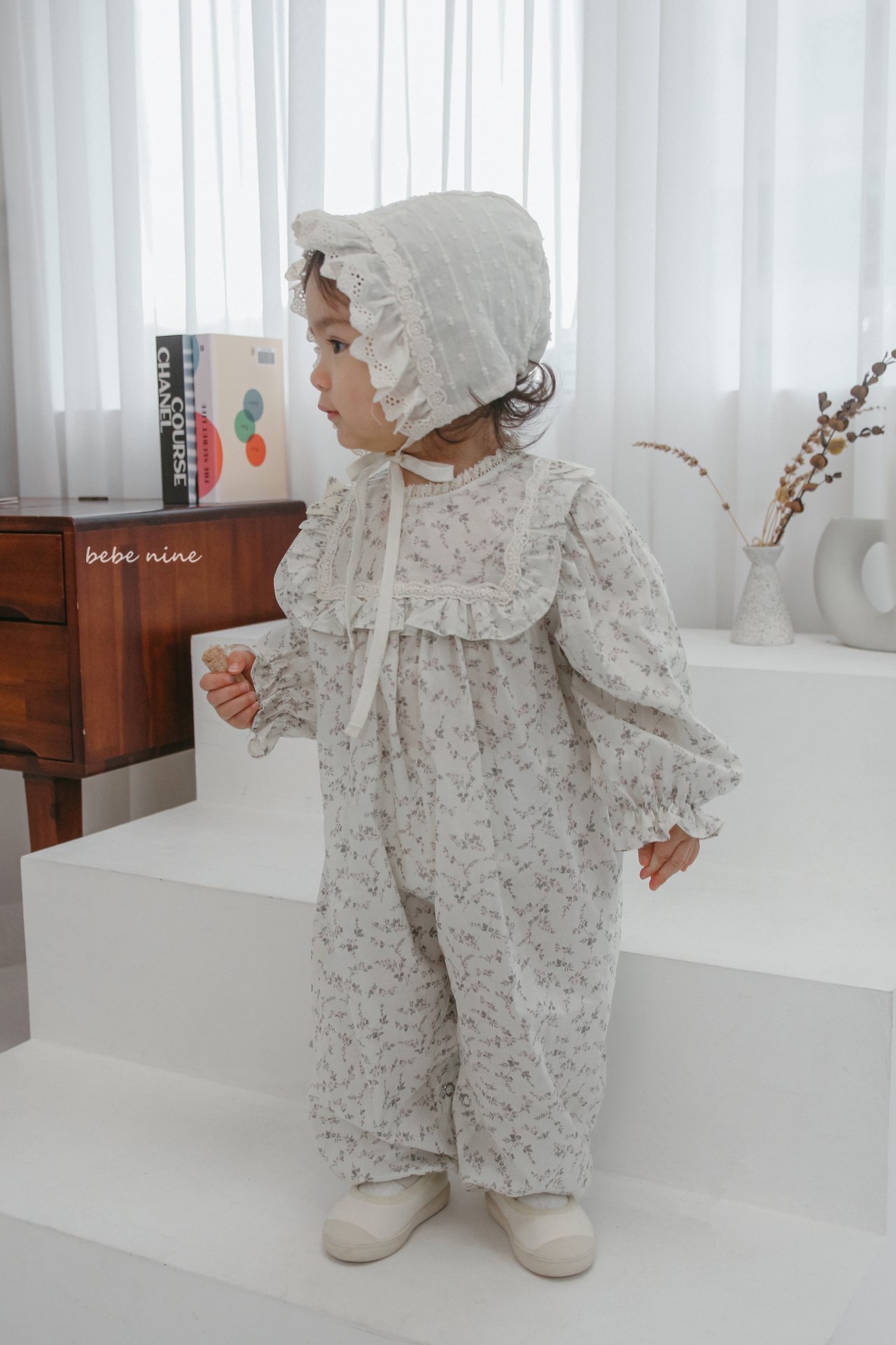 🌸預訂 韓國直送🌸🇰🇷Bebenine兩色碎花蕾絲荷葉邊方領寬鬆長袖連身服