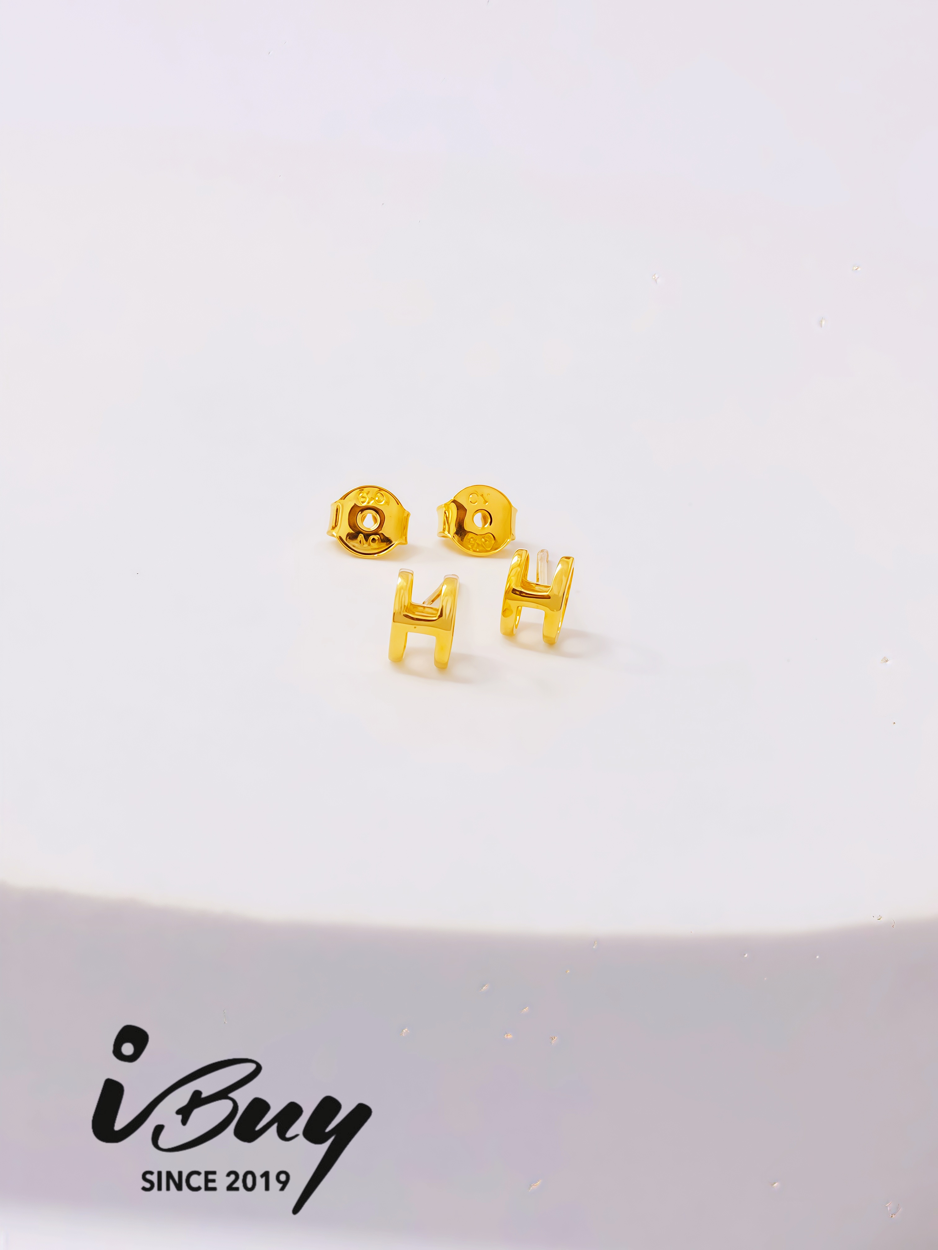 916 GOLD MINI H EARRING 916 金 迷你H耳针