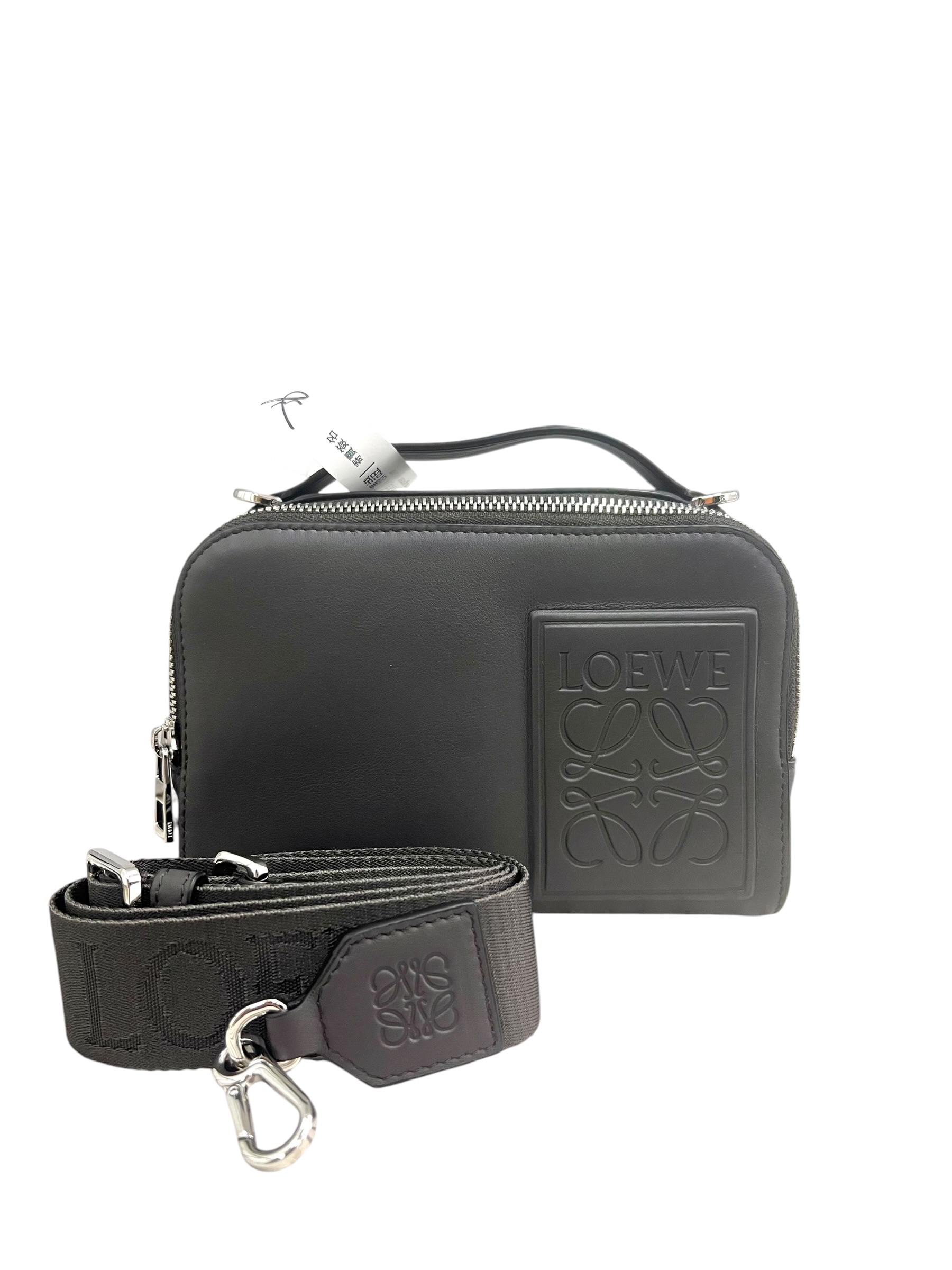 Pre-owned LOEWE Mini Camera Bag / Product Code: 072803