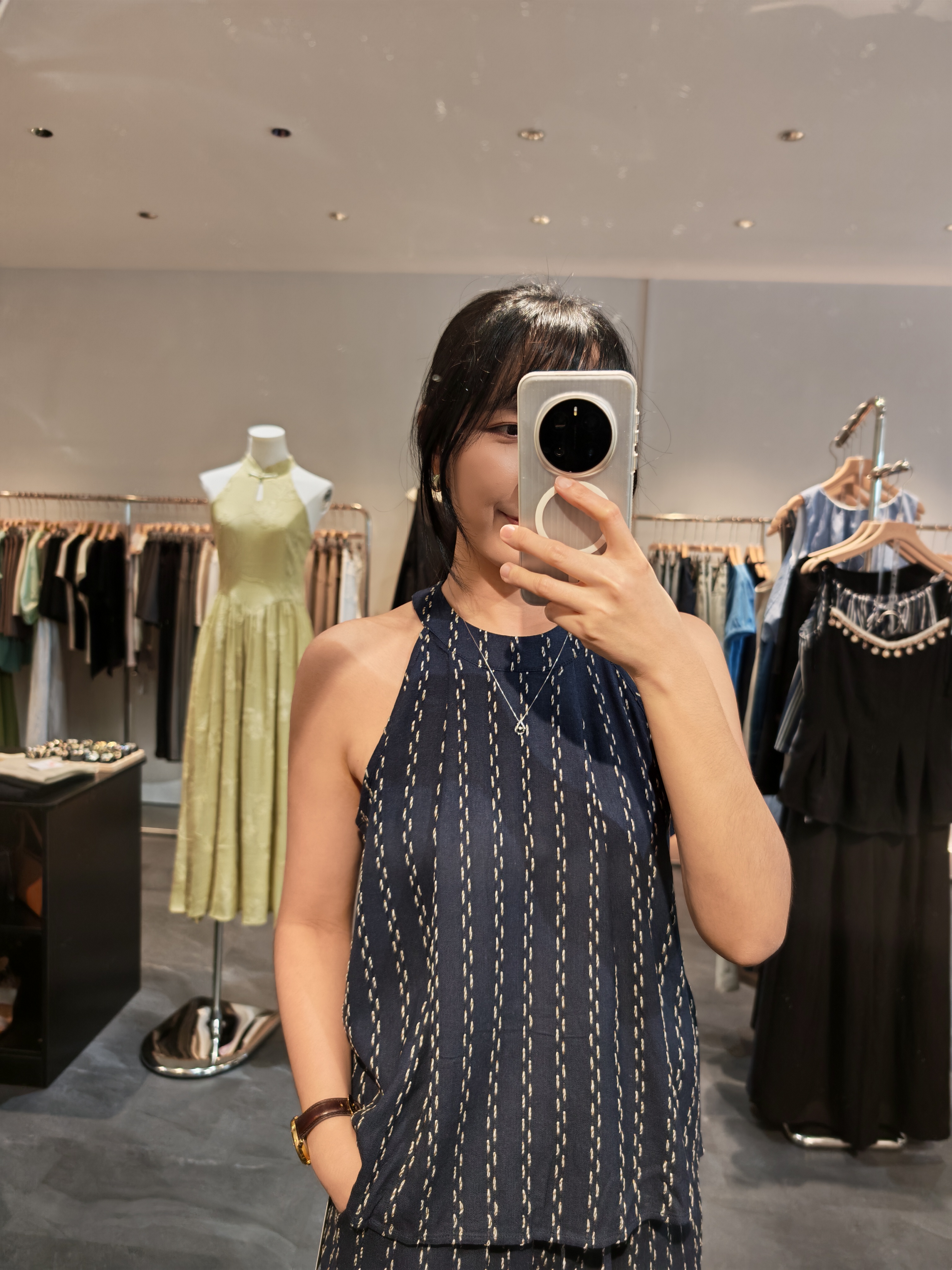 棉麻挂脖上衣+短裤套装 Linen Set Wear